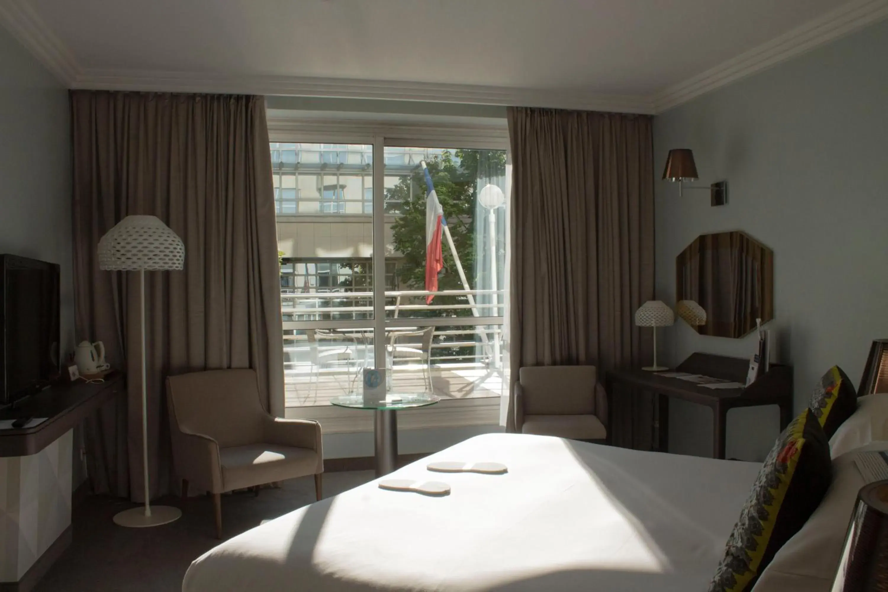 Bedroom in Vichy Spa Hotel Les Celestins