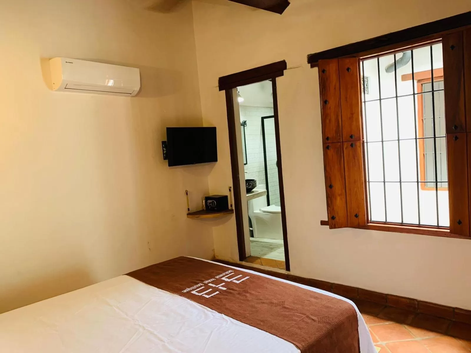 Photo of the whole room, Bed in Bohemia Hotel Boutique