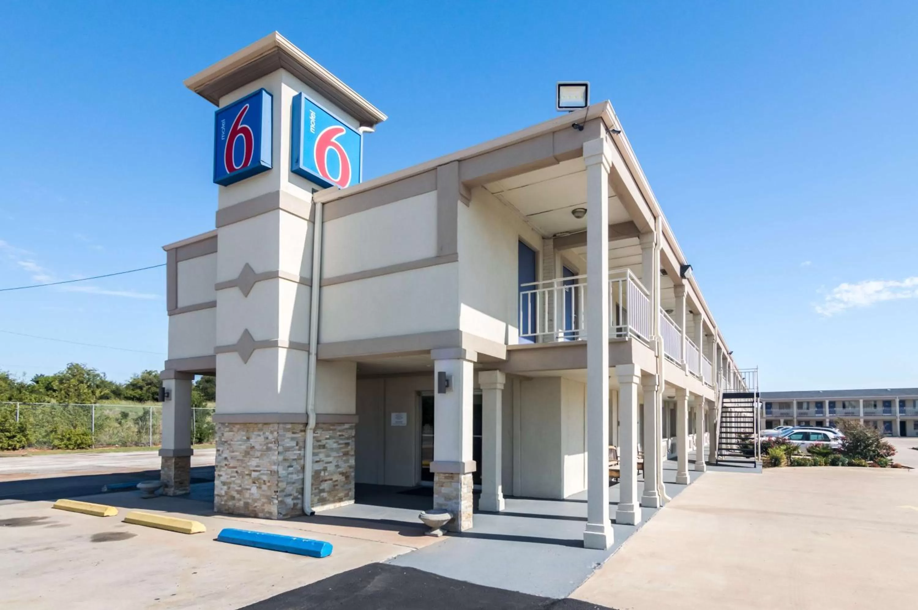 Property building in Motel 6-Wichita Falls, TX - North
