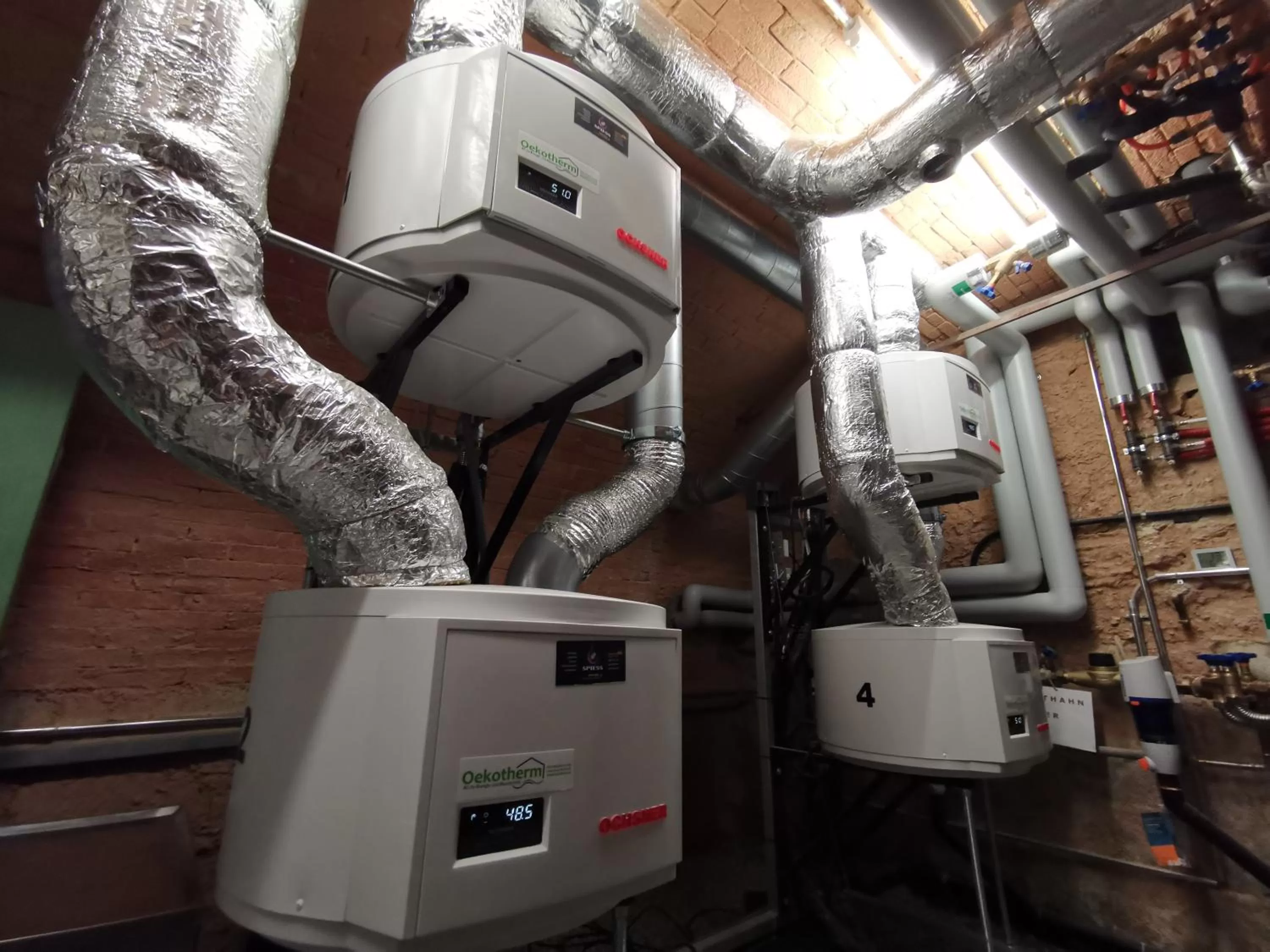 Decorative detail in Boutique Hotel BS16 before Bern City Parking gratis