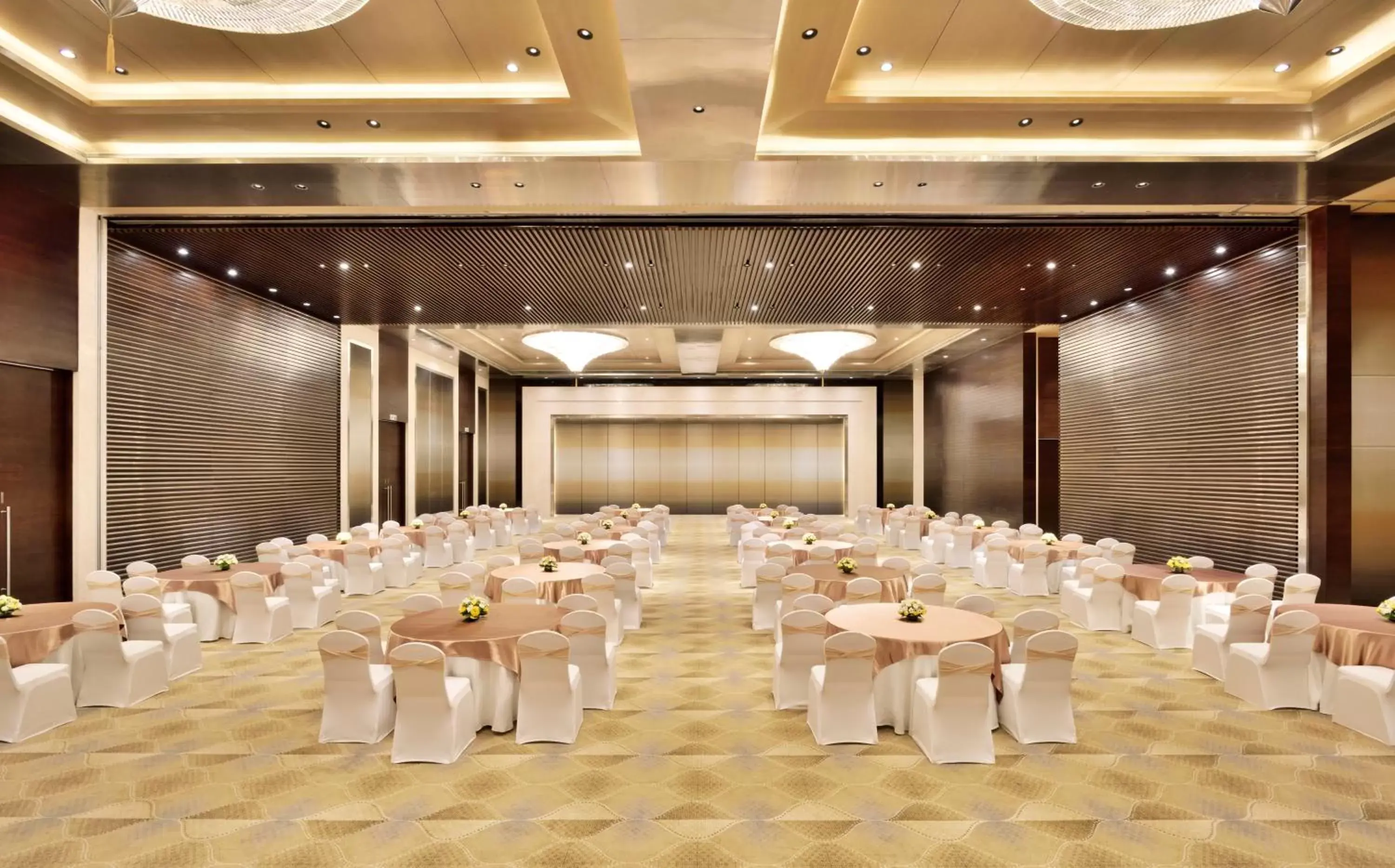 Banquet/Function facilities in Radisson Blu Coimbatore