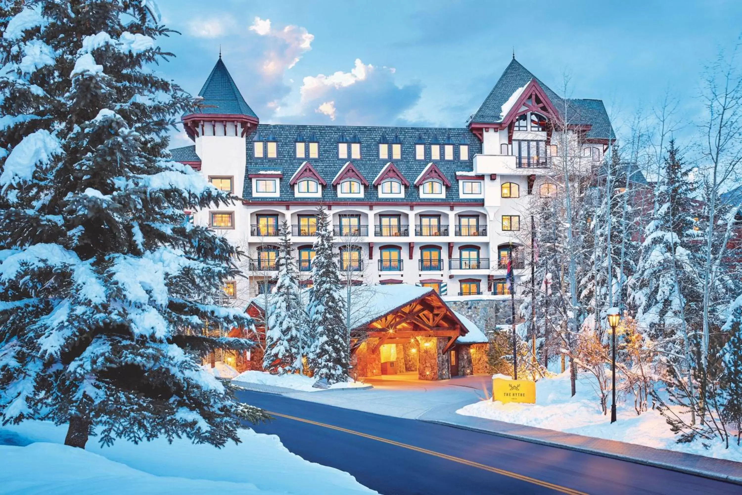 Property building, Winter in The Hythe, a Luxury Collection Resort, Vail
