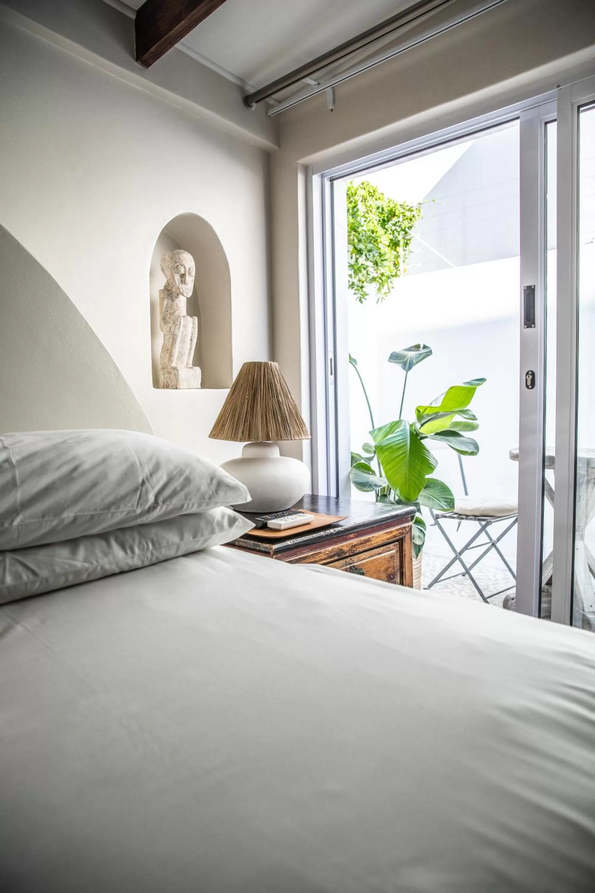 Bedroom, Bed in Sea Castle Hotel Camps Bay