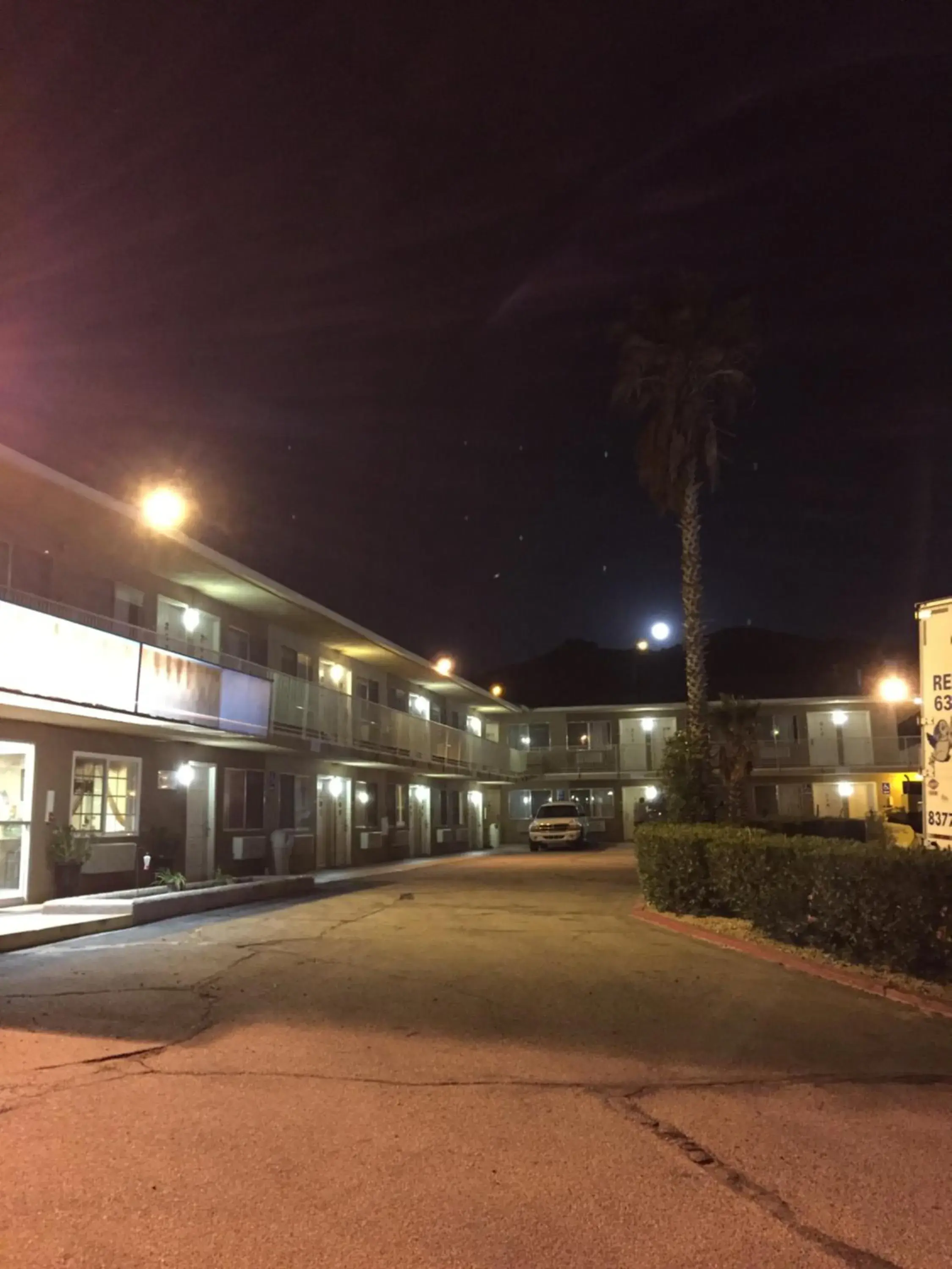 Property building in Hilltop Inn & Suites Property building in Hilltop Inn & Suites