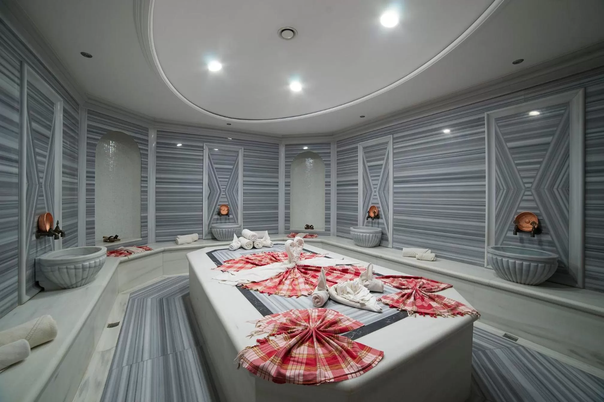Spa and wellness centre/facilities in Radisson Blu Hotel, Kayseri