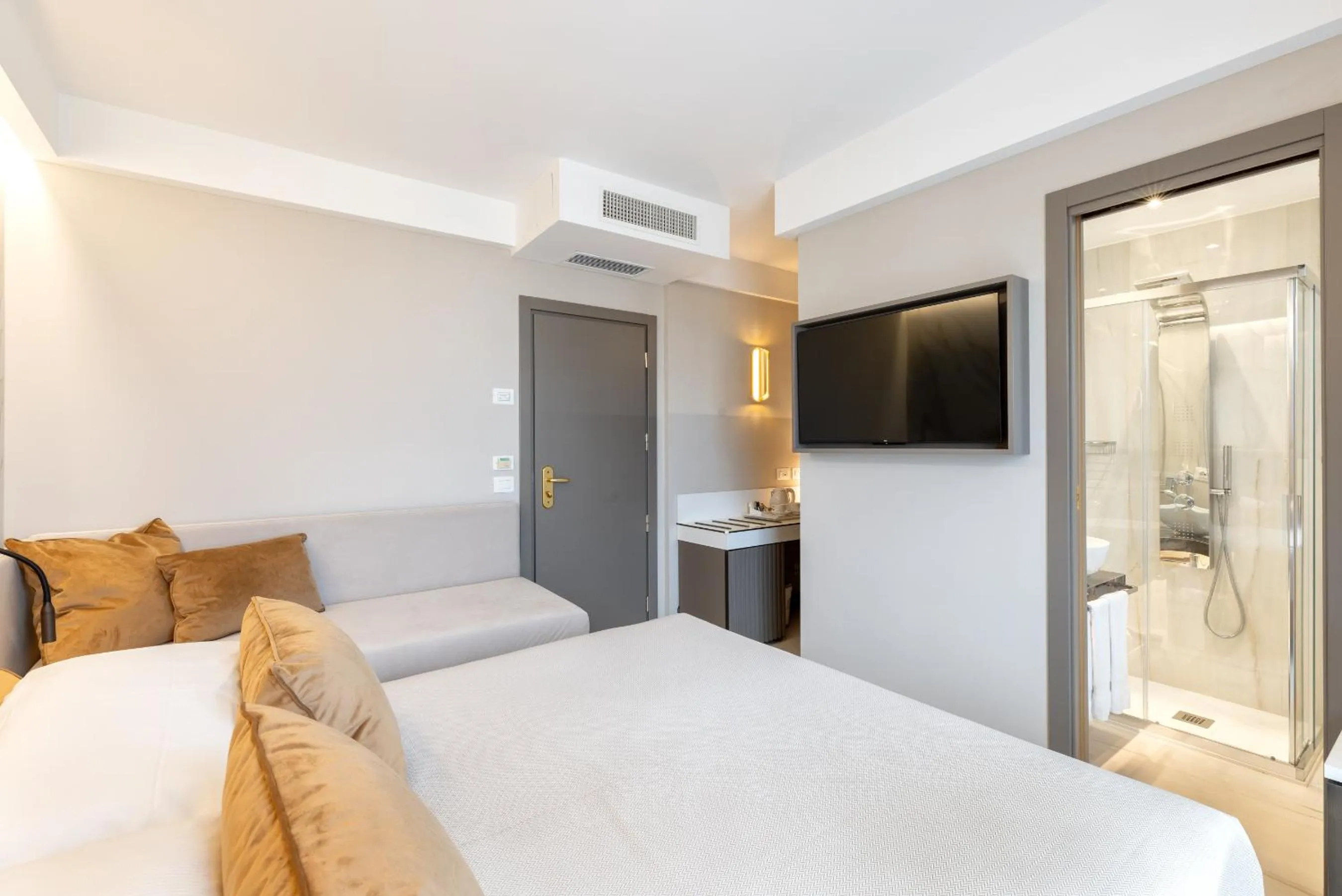 Bedroom, Bed in Hotel Feldberg