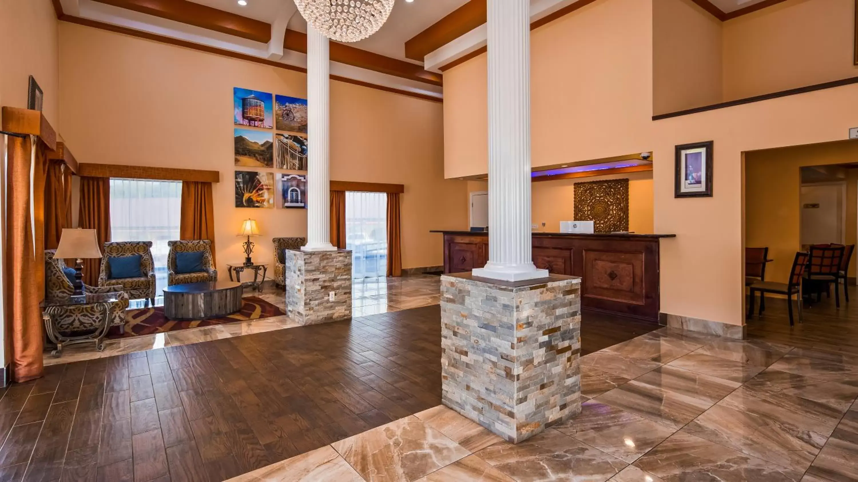 Lobby or reception, Lobby/Reception in SureStay Hotel by Best Western Mt Pleasant