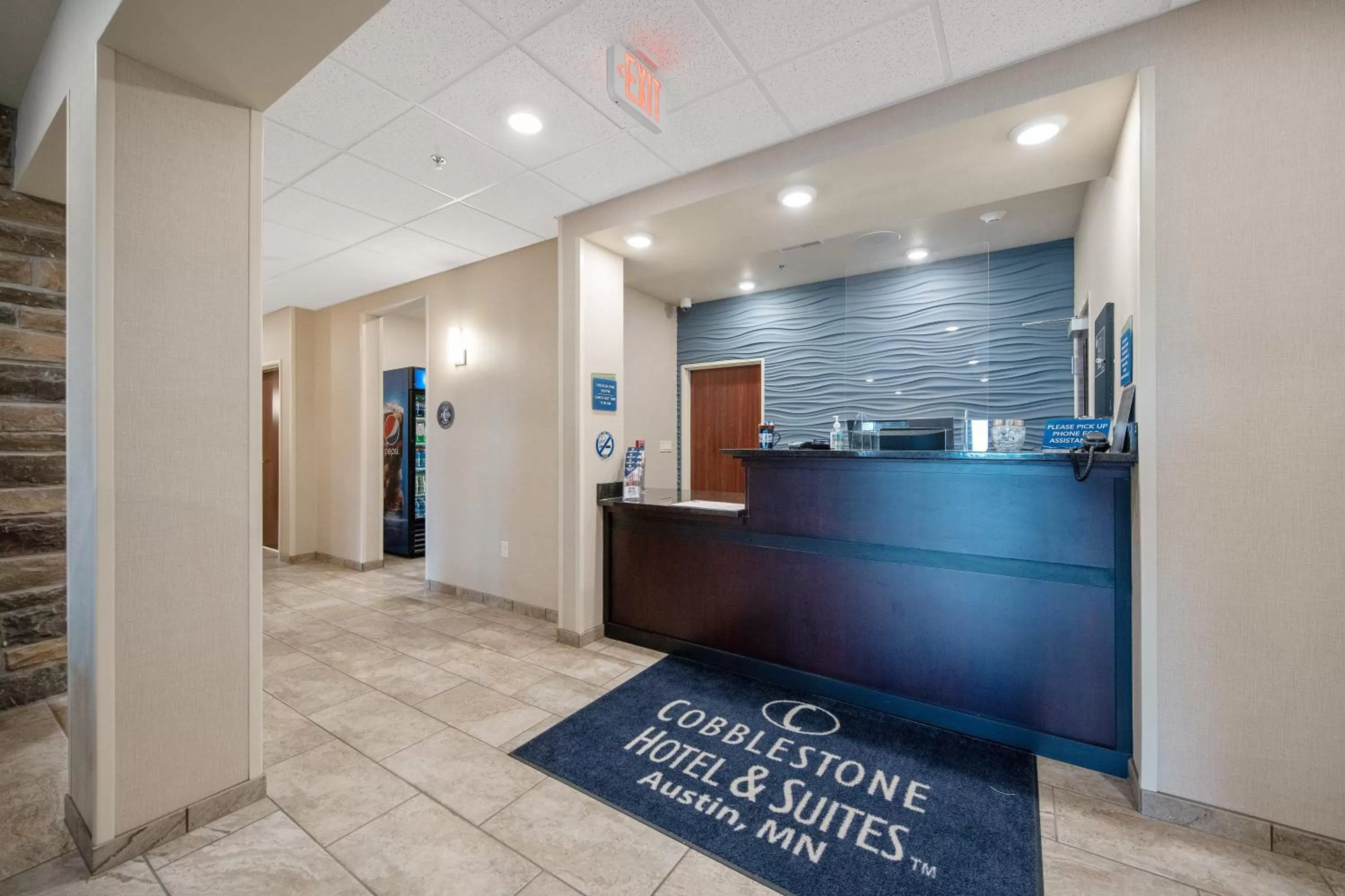 Lobby or reception in Cobblestone Hotel & Suites - Austin