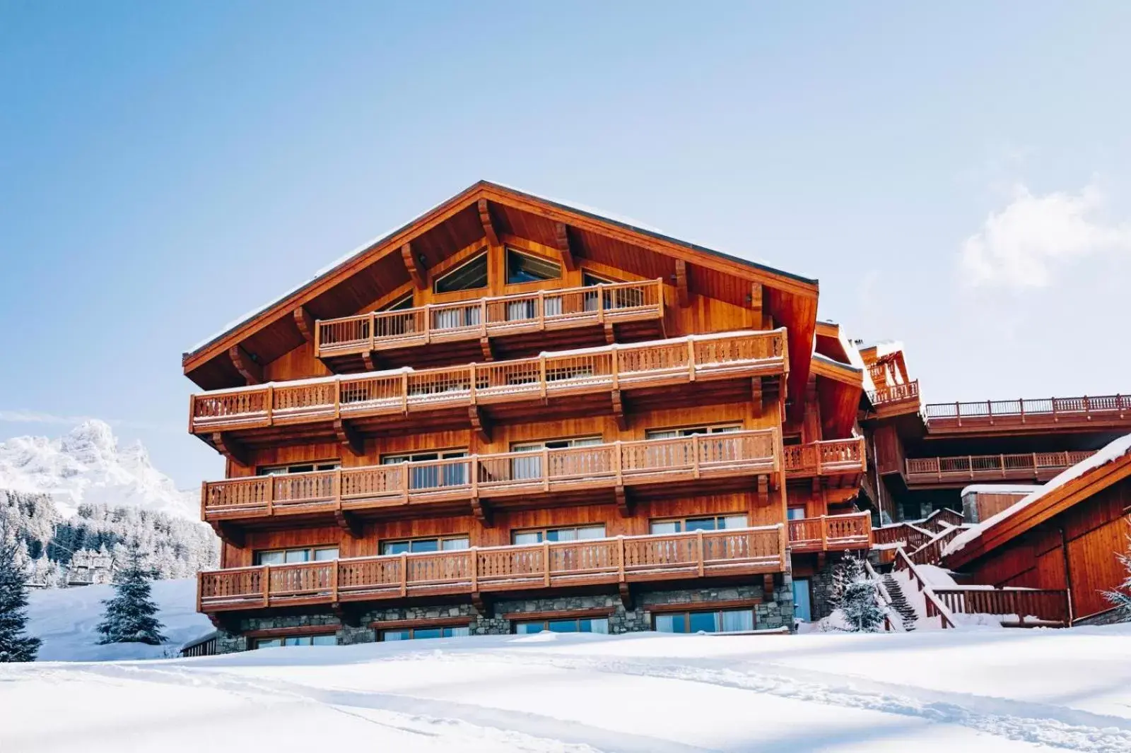 Property building, Winter in Hotel Le Coucou Méribel