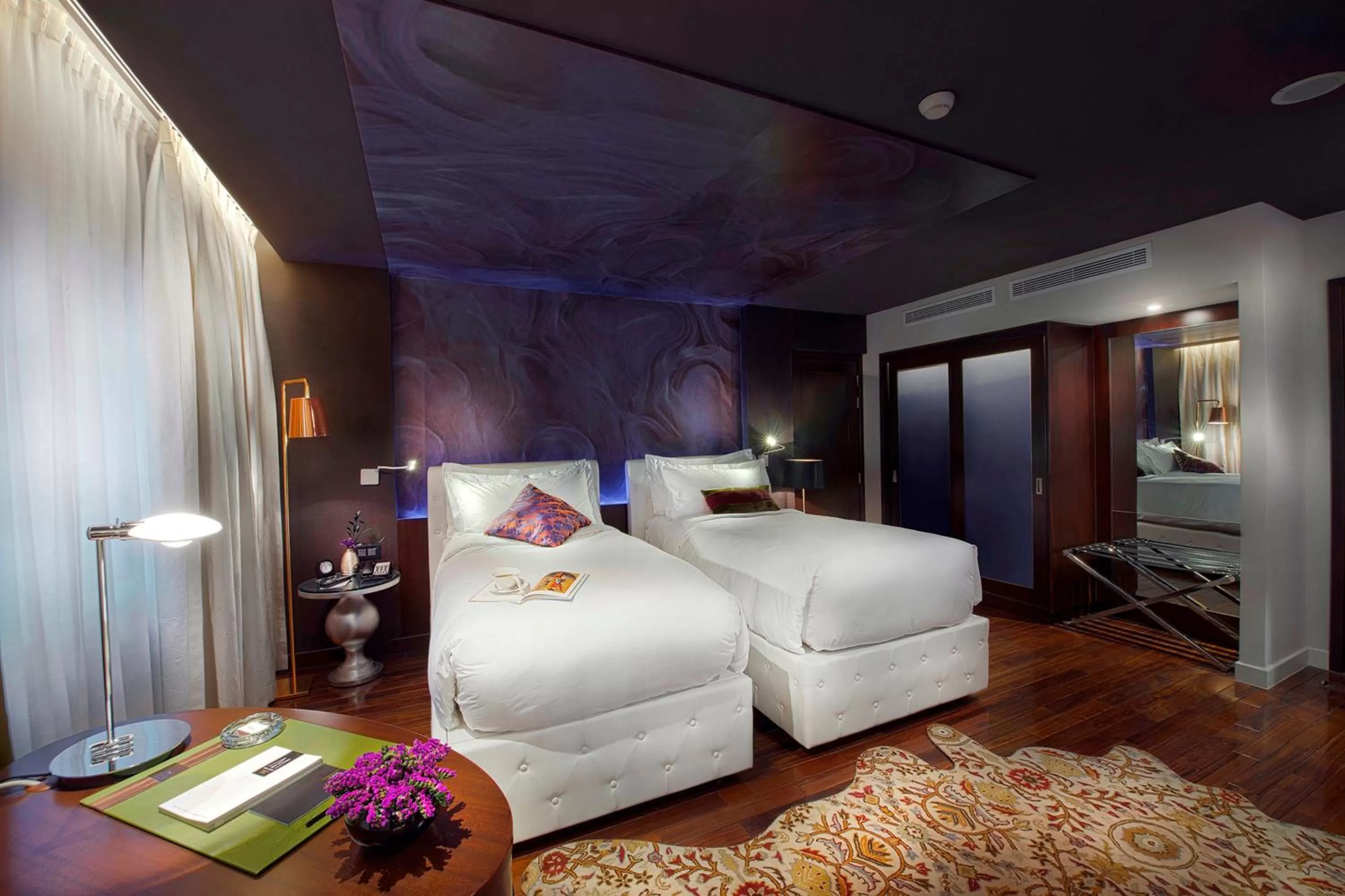 Photo of the whole room, Bed in Hotel de l'Opera Hanoi - MGallery