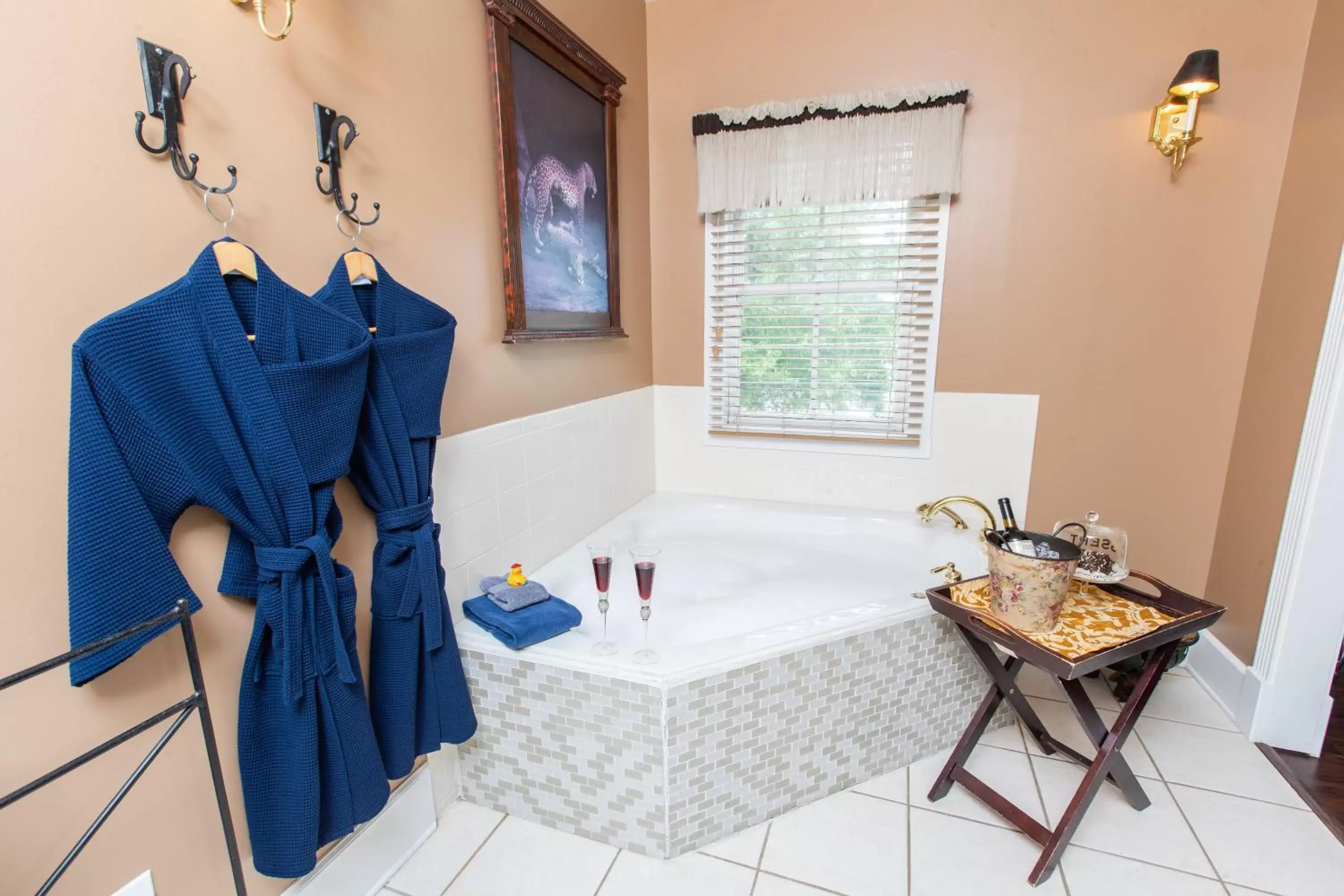 King Suite in Carriage Way Centennial House - Adult Only- Saint Augustine King Suite in Carriage Way Centennial House - Adult Only- Saint Augustine