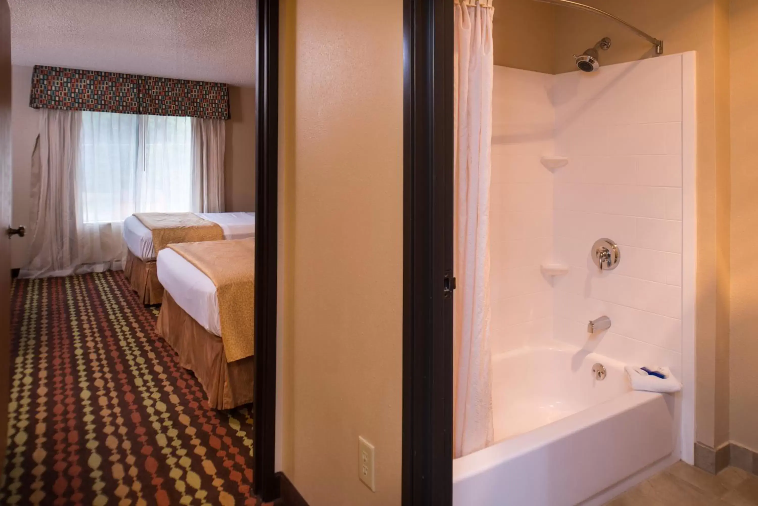 Suite in Best Western Ambassador Inn & Suites