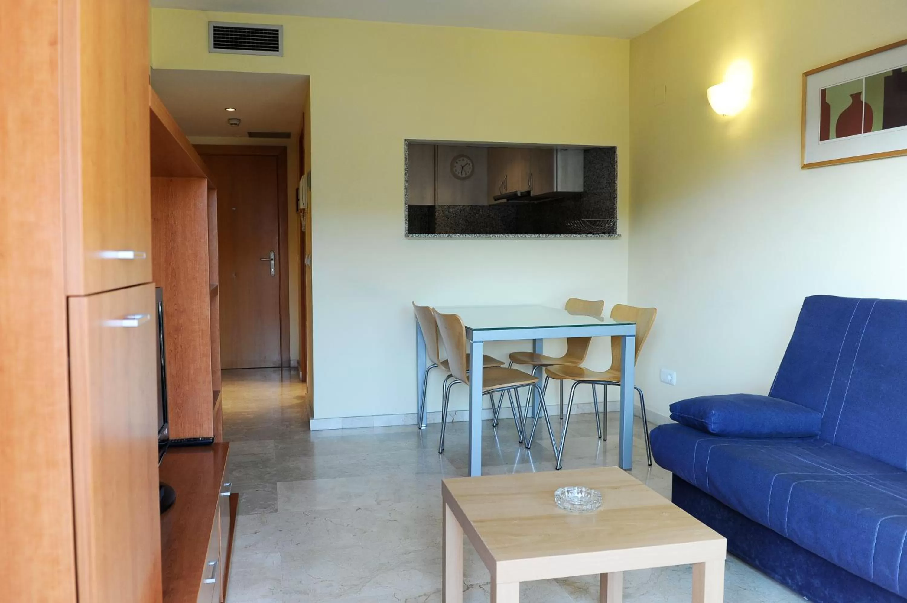 Kitchen or kitchenette in Aparthotel Marsol