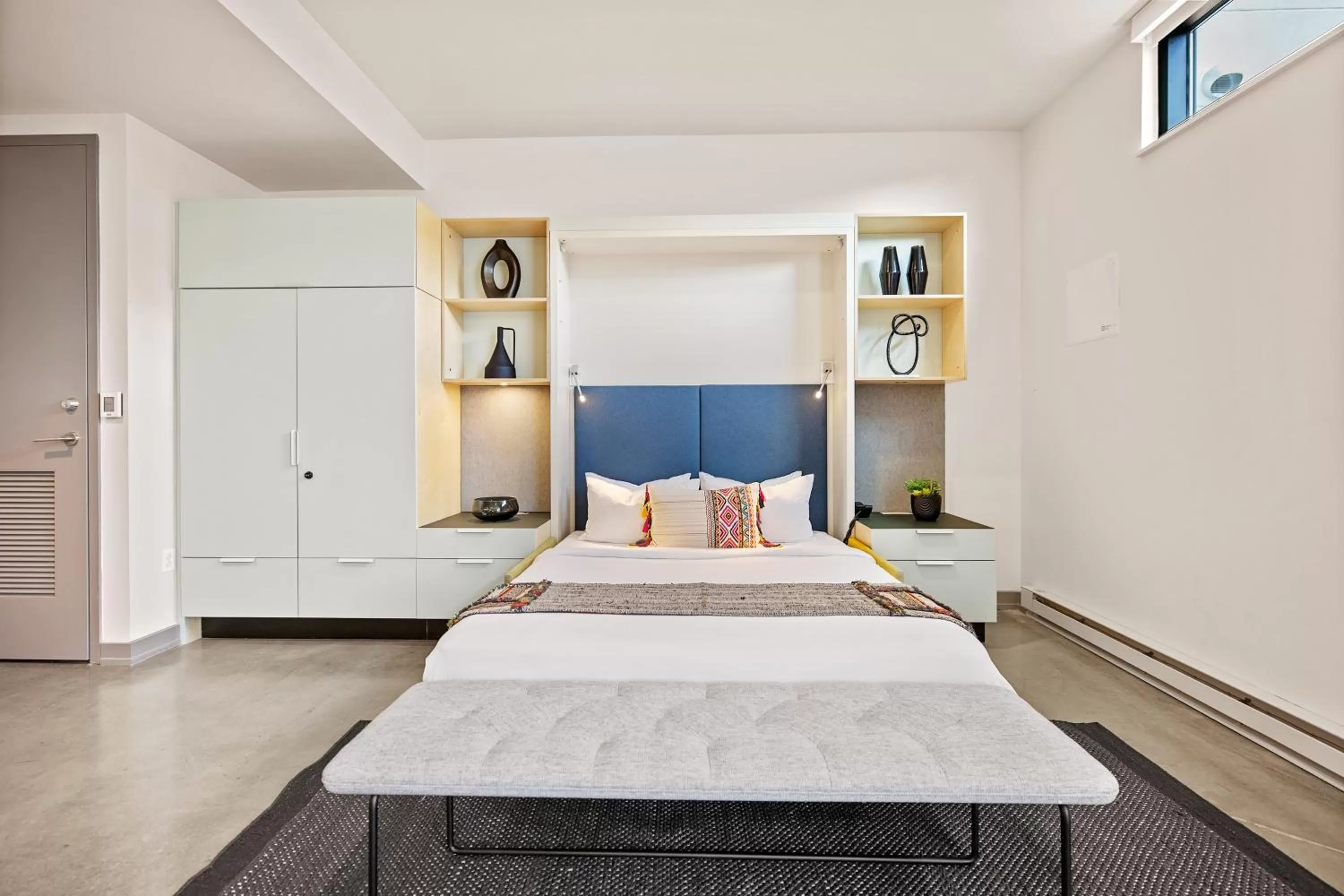 Bed in Placemakr Wedgewood-Houston - South Nashville