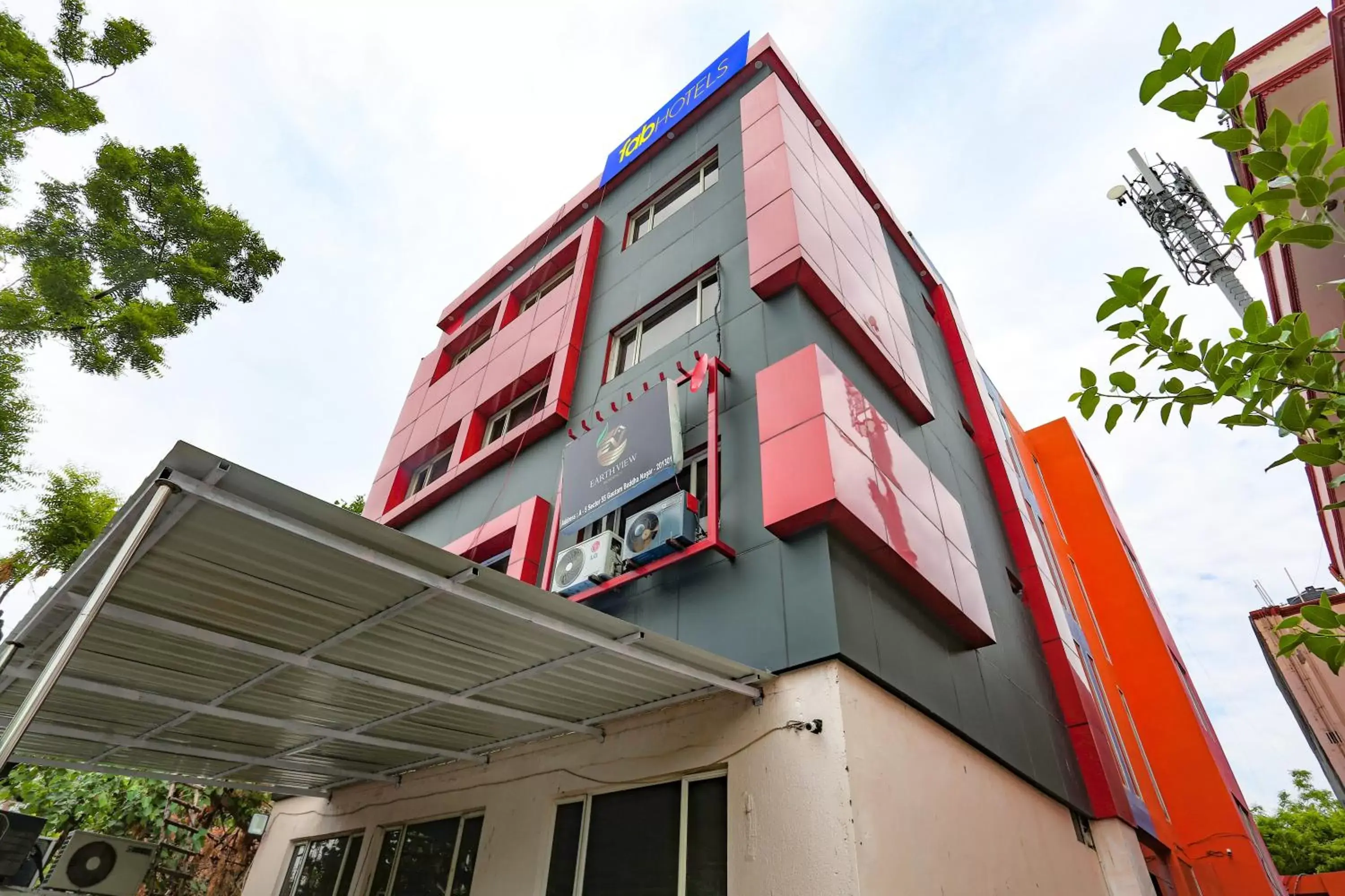 Property Building in FabHotel Red Roof Residency Property Building in FabHotel Red Roof Residency