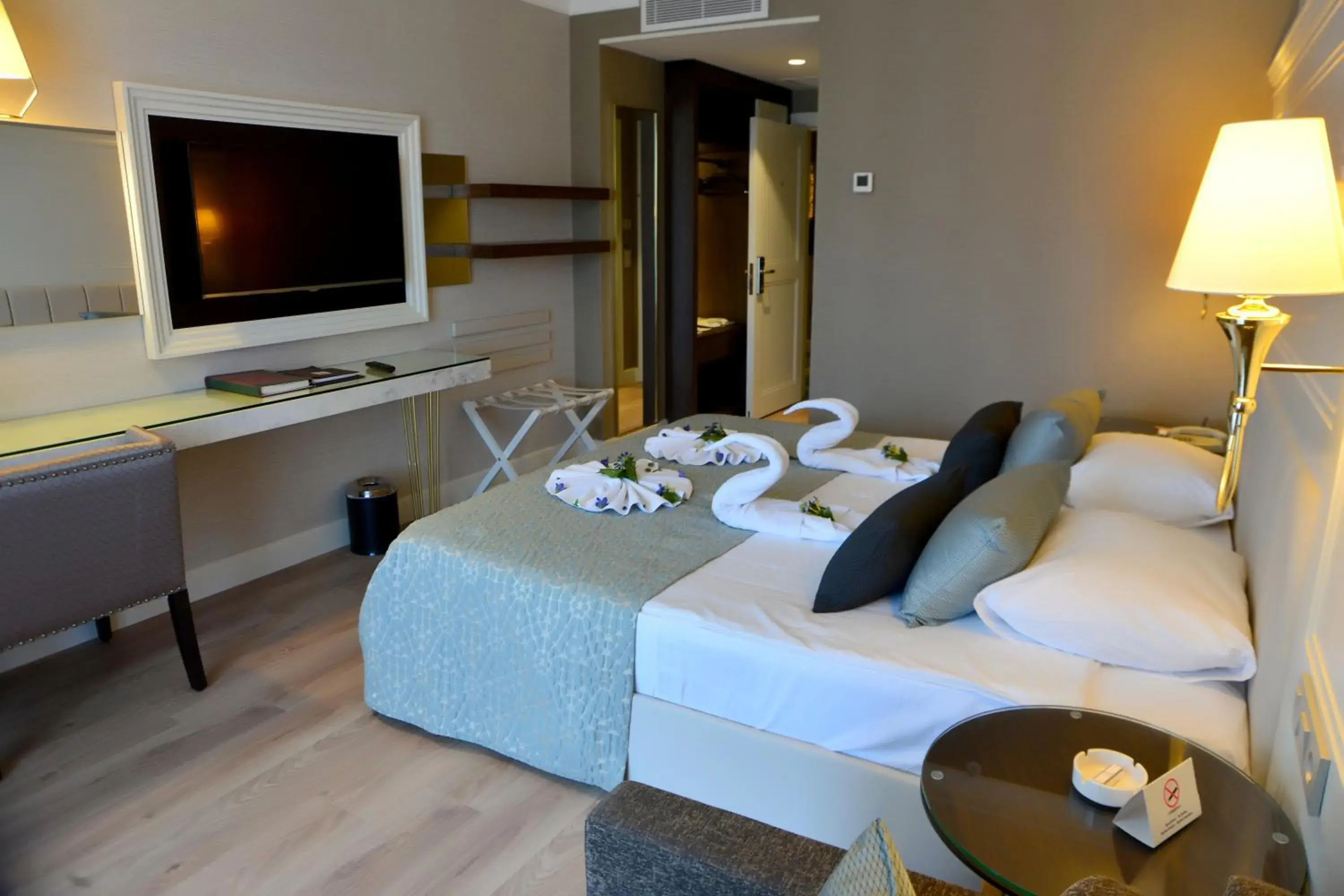 Bed in Fame Residence Kemer & Spa