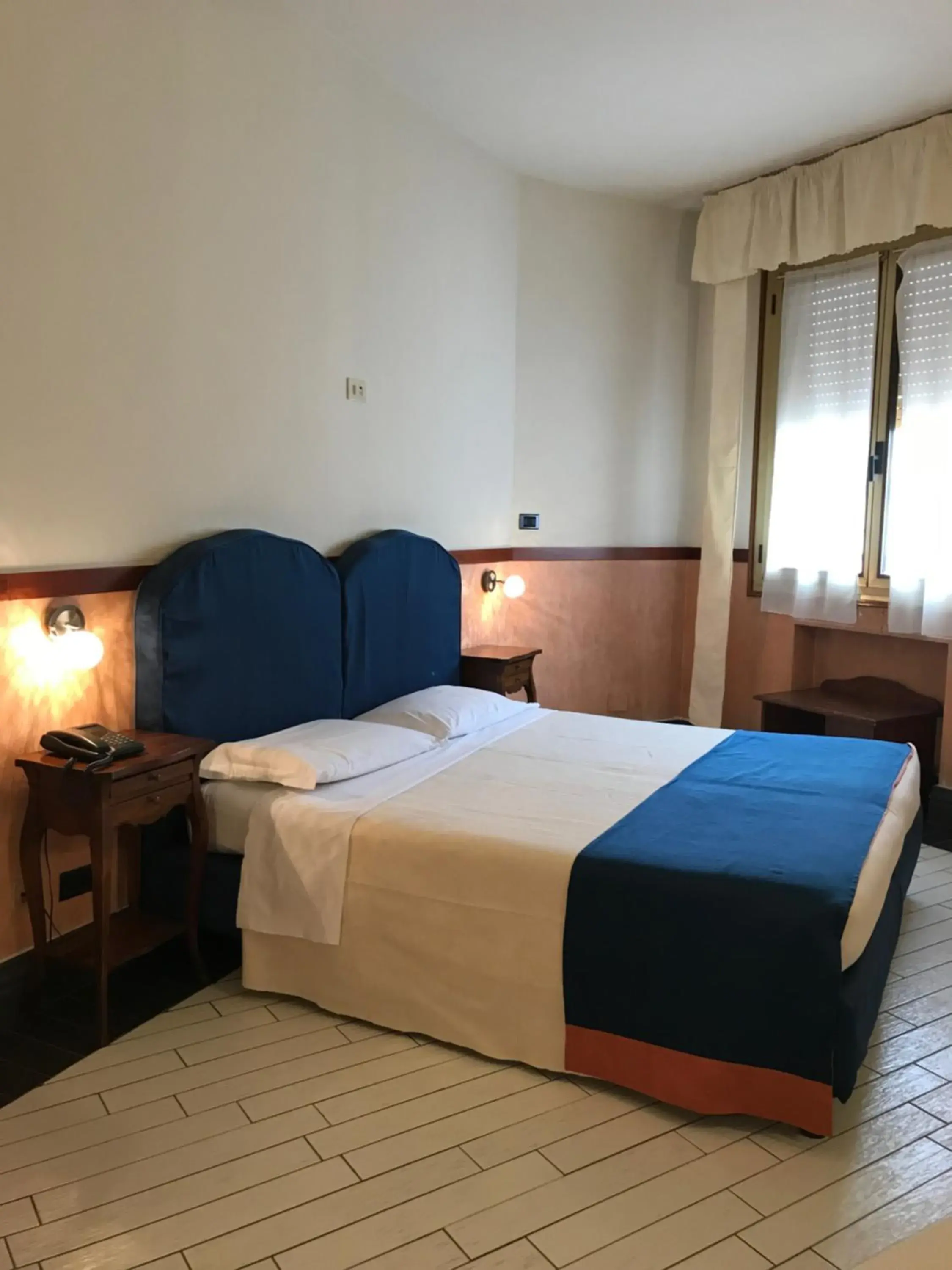 Bedroom, Bed in Hotel San Felice