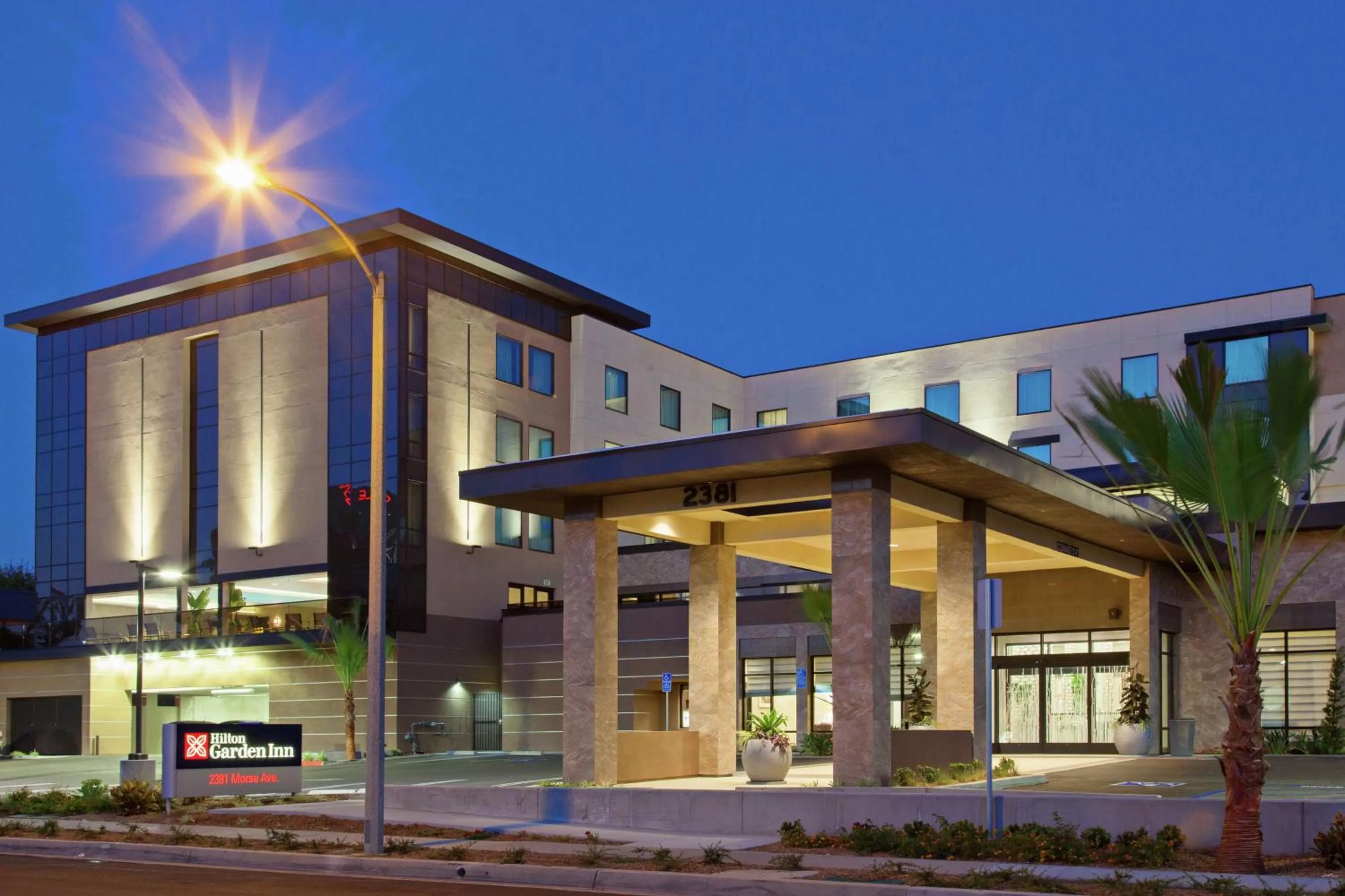 Property building in Hilton Garden Inn Irvine/Orange County Airport