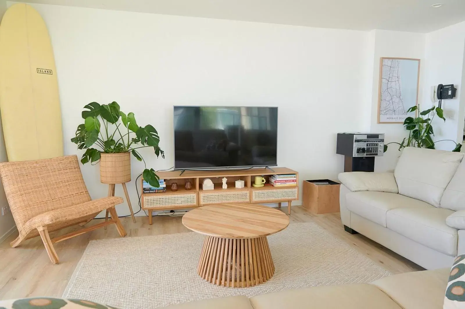 Seating Area in Foreshore Beachfront Apartments