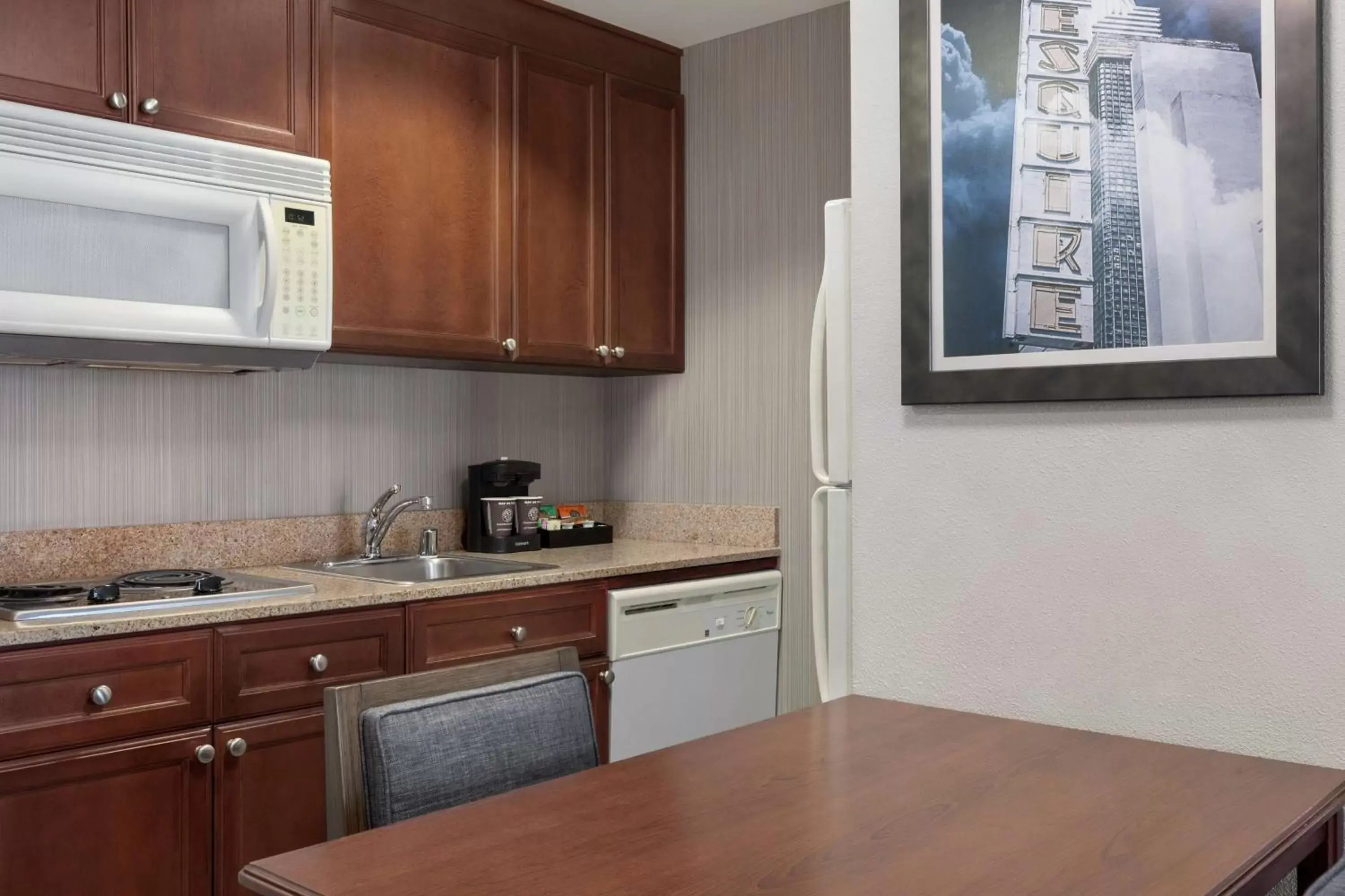 Kitchen or kitchenette, Kitchen/Kitchenette in Homewood Suites by Hilton Sacramento/Roseville