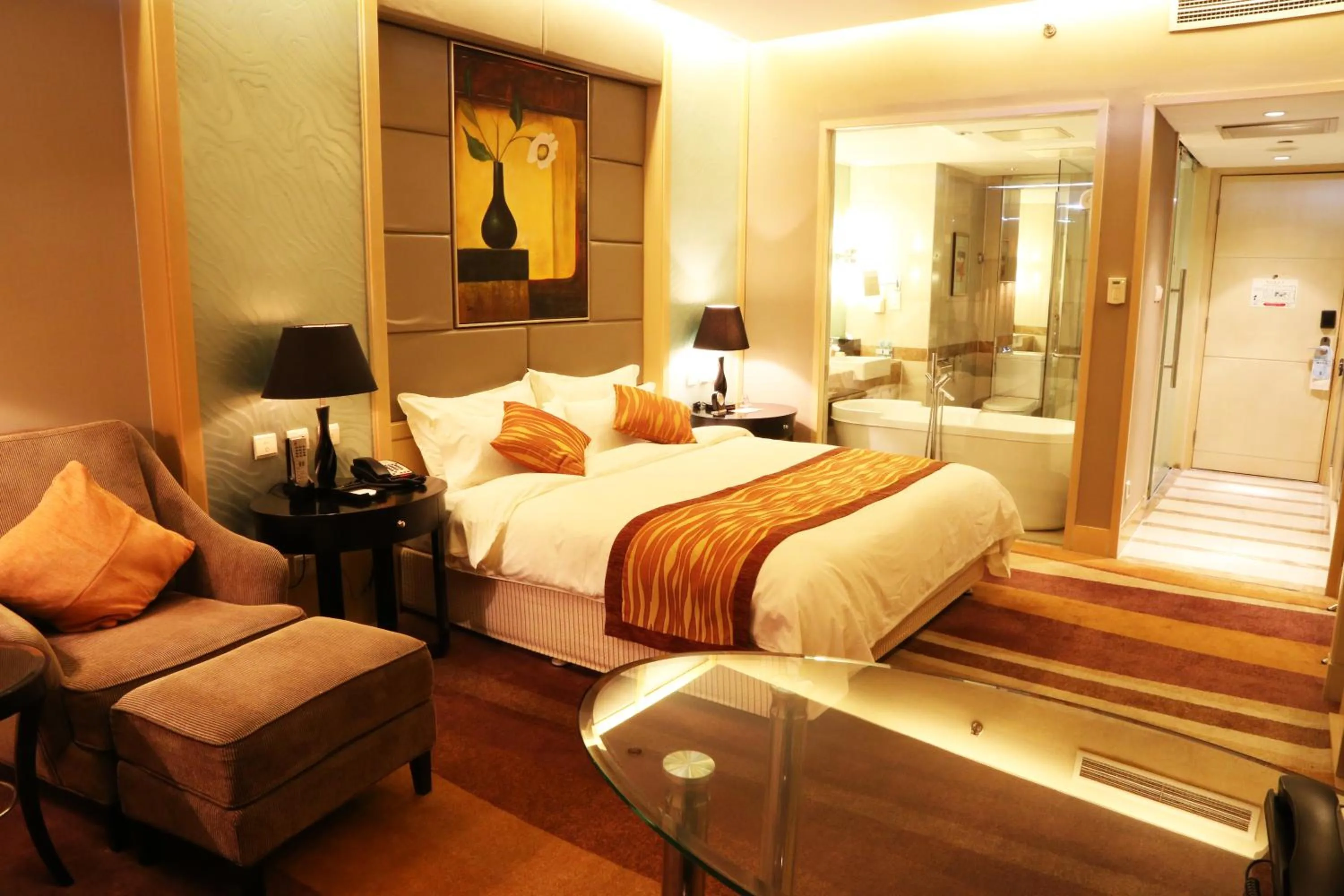 Photo of the whole room in Wenjin Hotel, Beijing