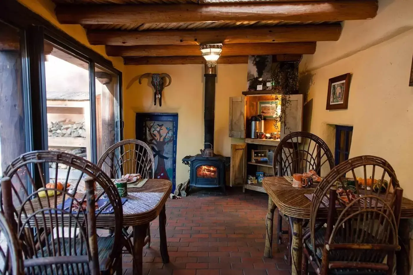 Winter, Restaurant/Places to Eat in Adobe and Pines Inn Bed and Breakfast