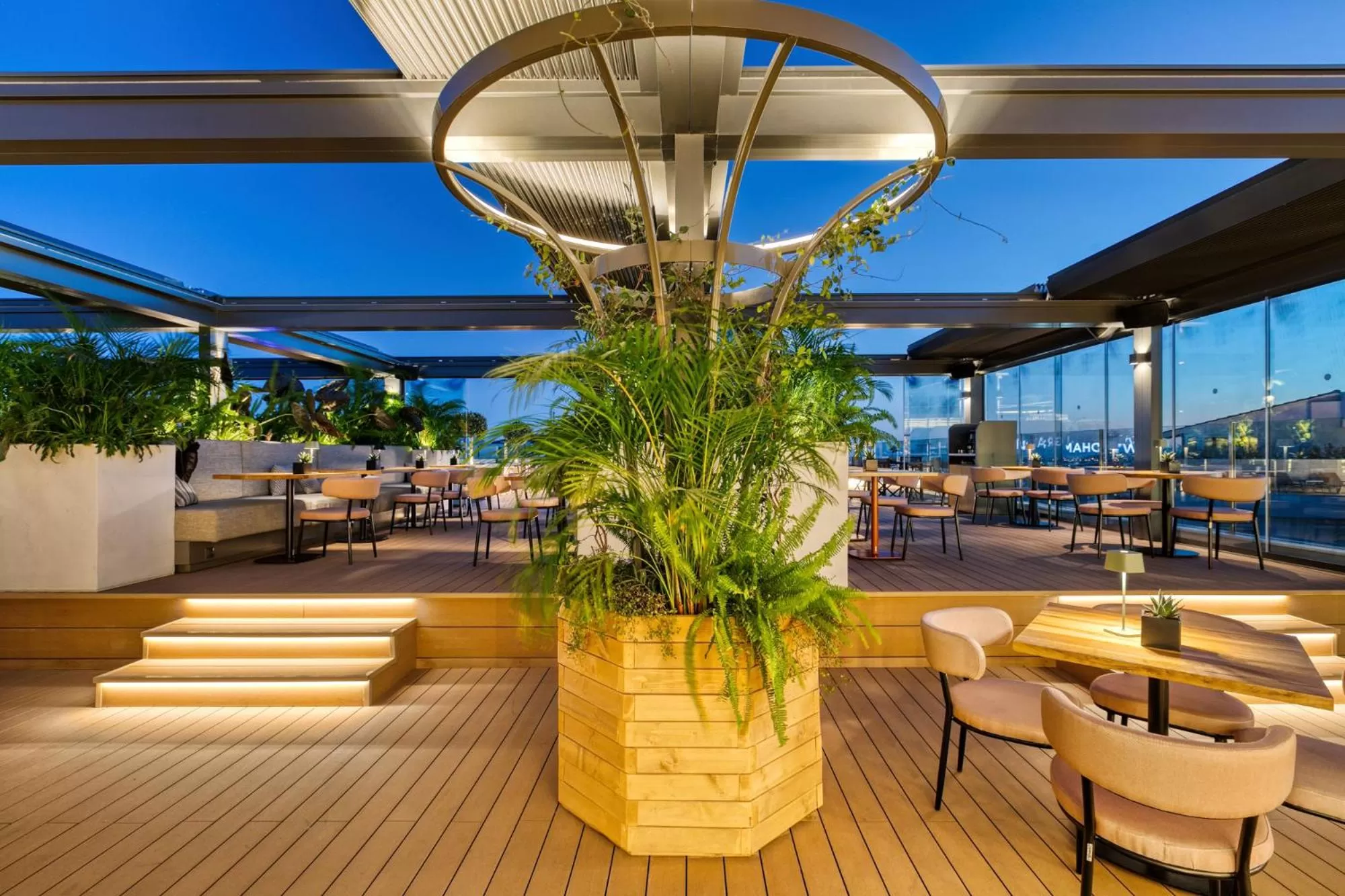 Restaurant/places to eat in The Stanley