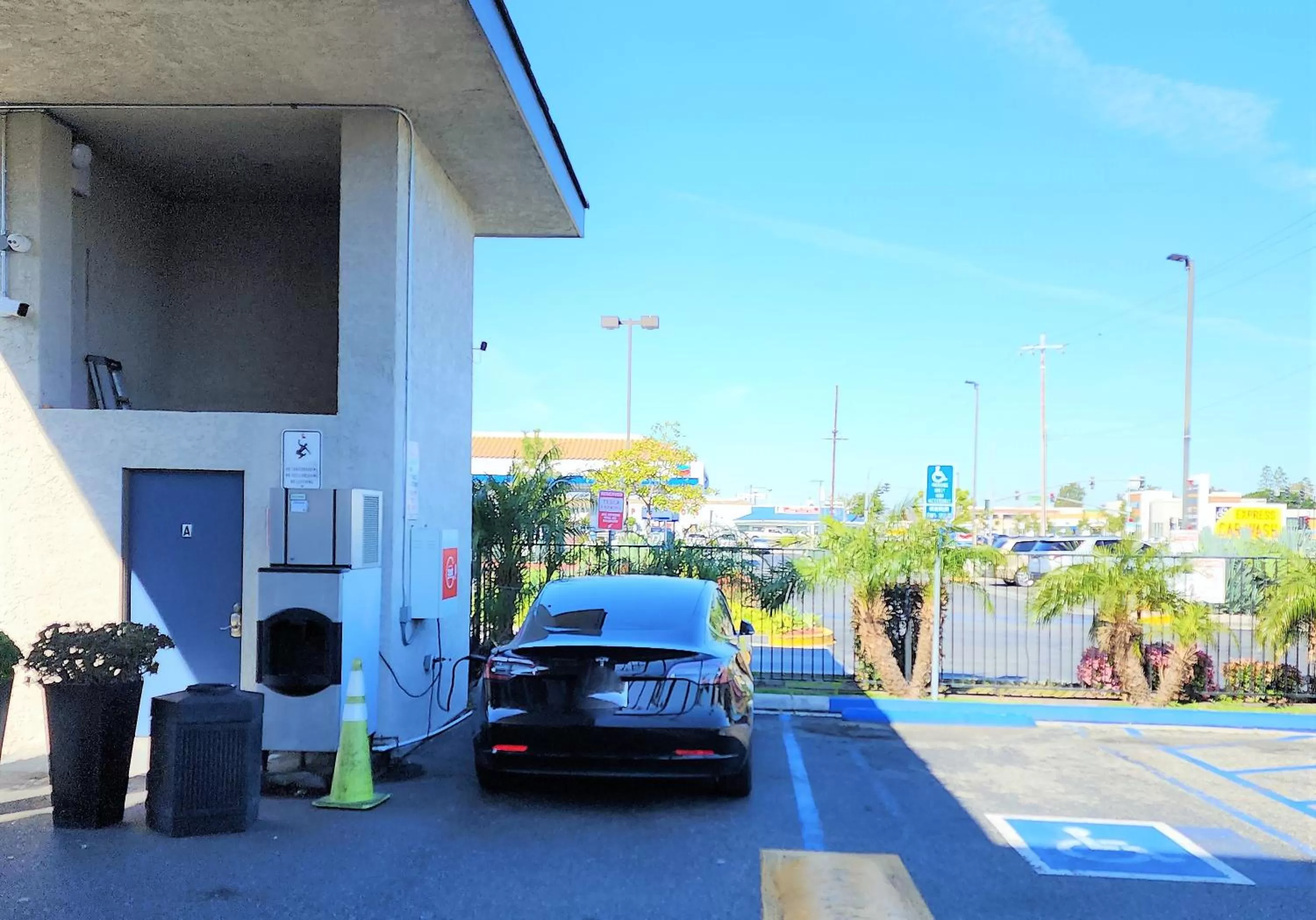 Property building in Morada Inn