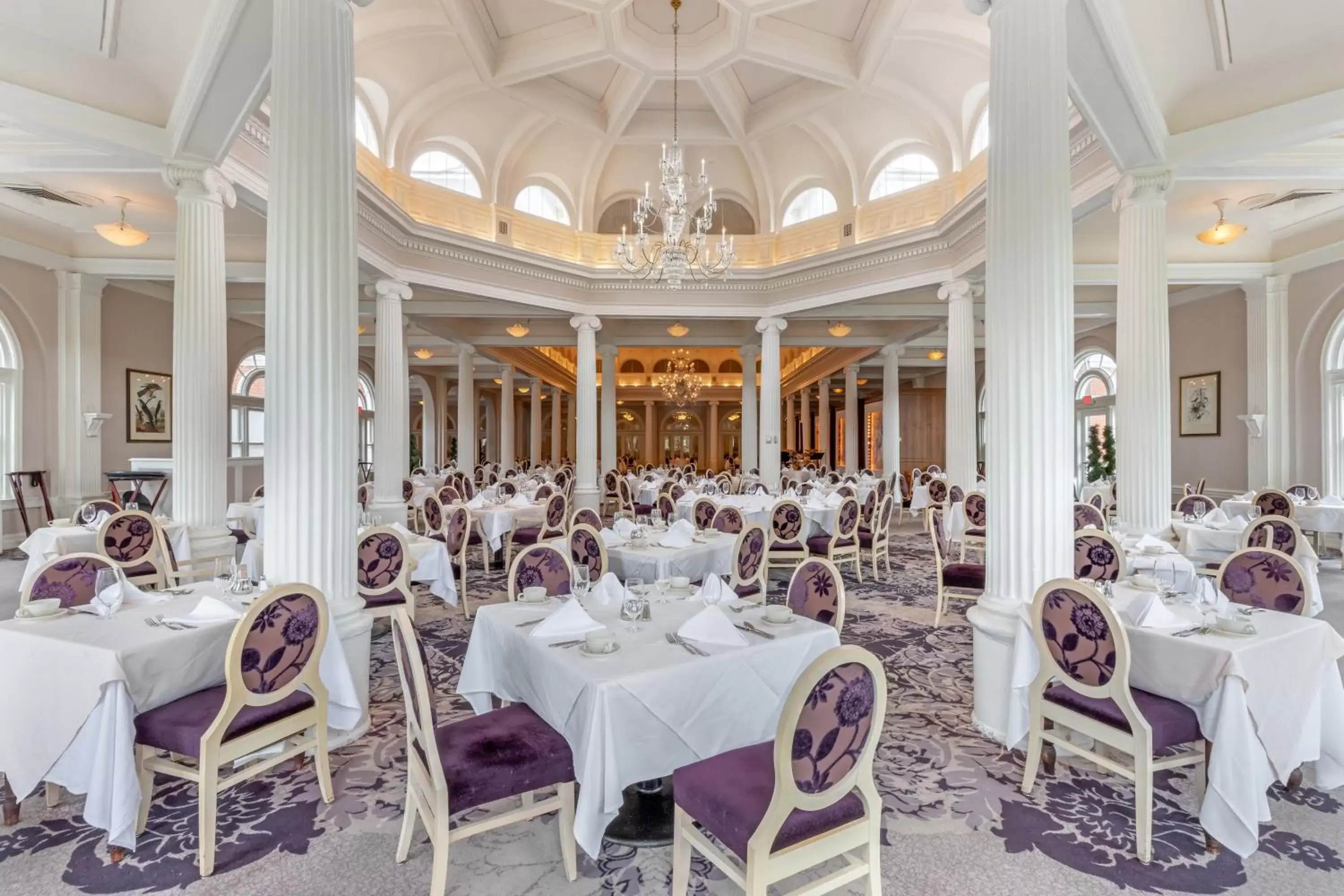 Restaurant/Places to Eat in The Omni Homestead Resort