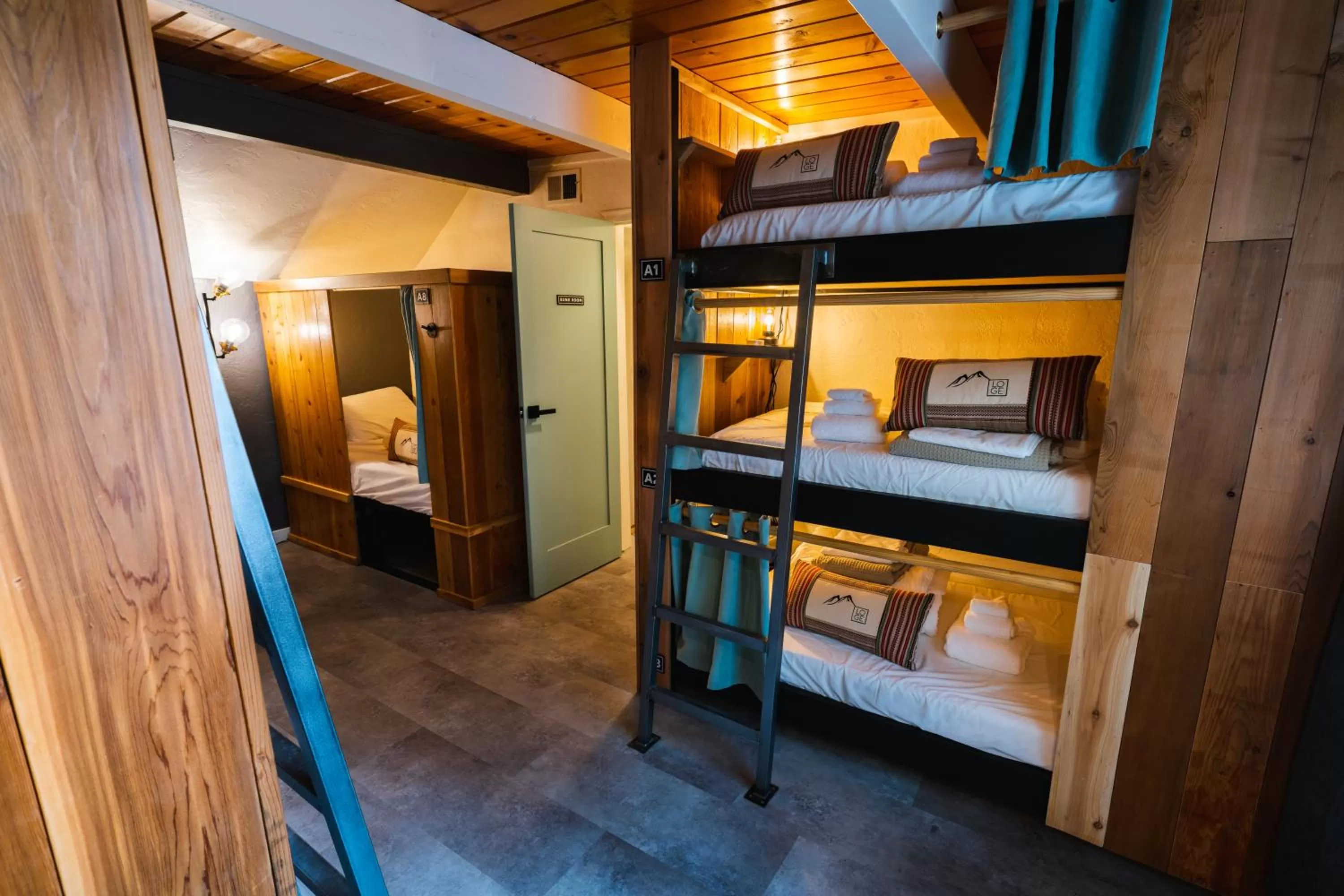 Bed in Summit View Inn