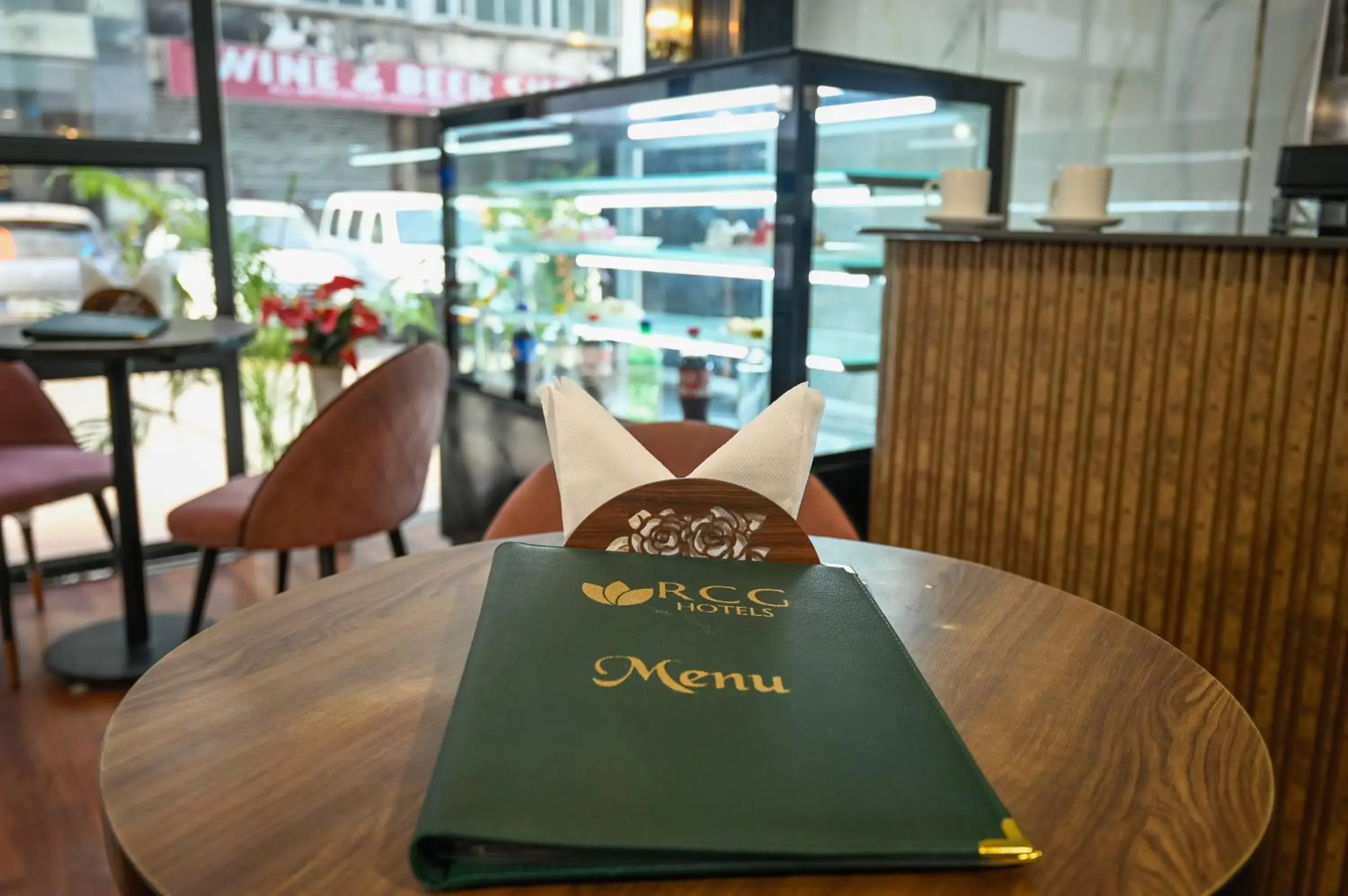 Restaurant/places to eat in Hotel Krishna Deluxe-By RCG Hotels