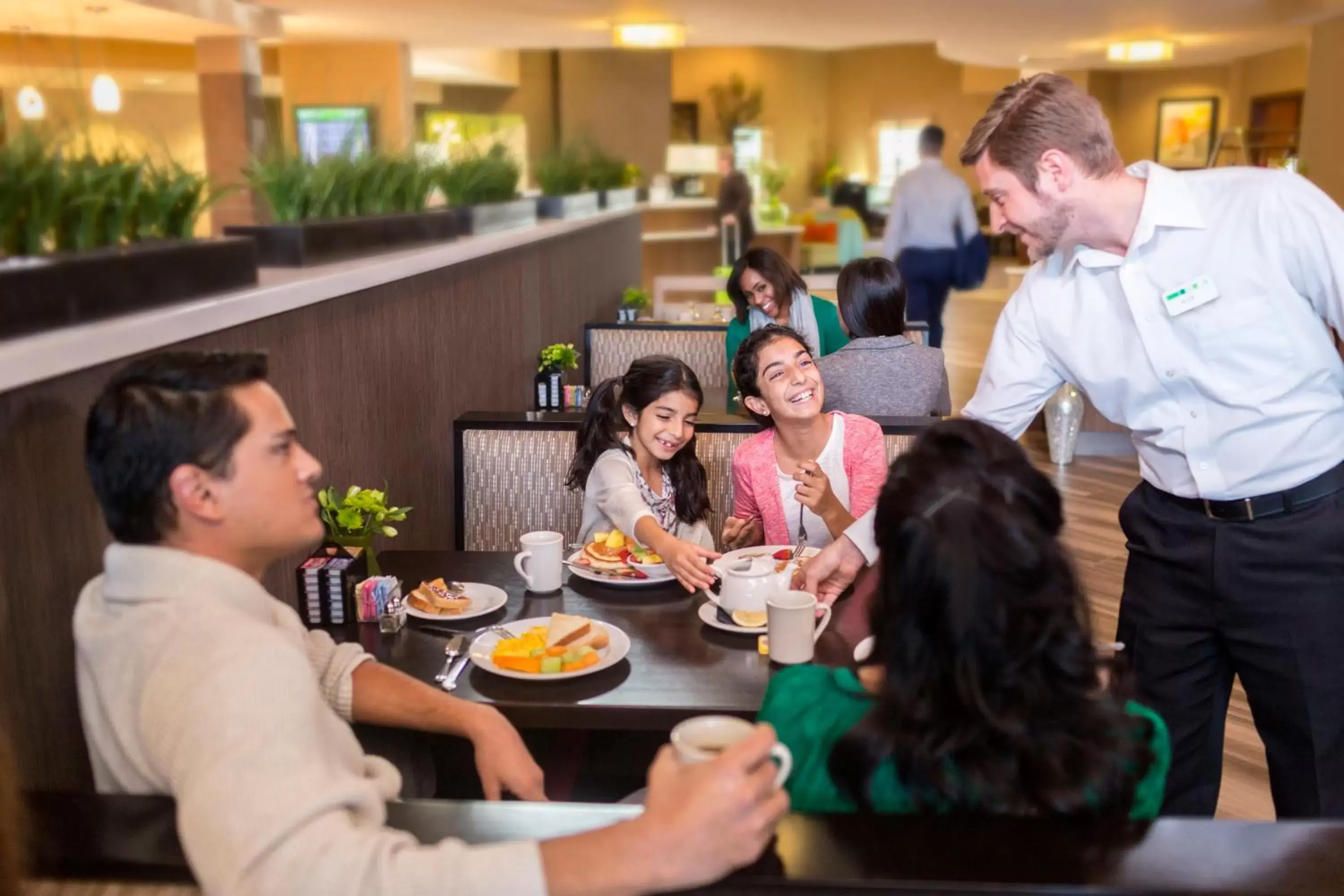 Restaurant/places to eat in Holiday Inn Spartanburg Northwest