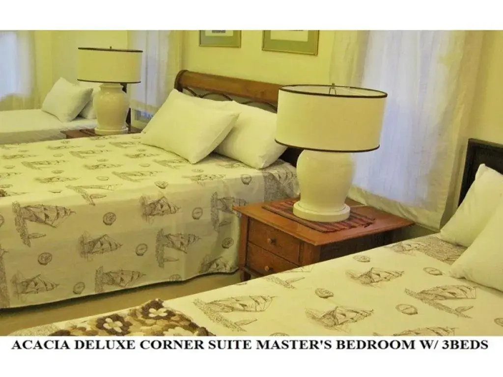 Bed in Agreeable Family Baguio Suites