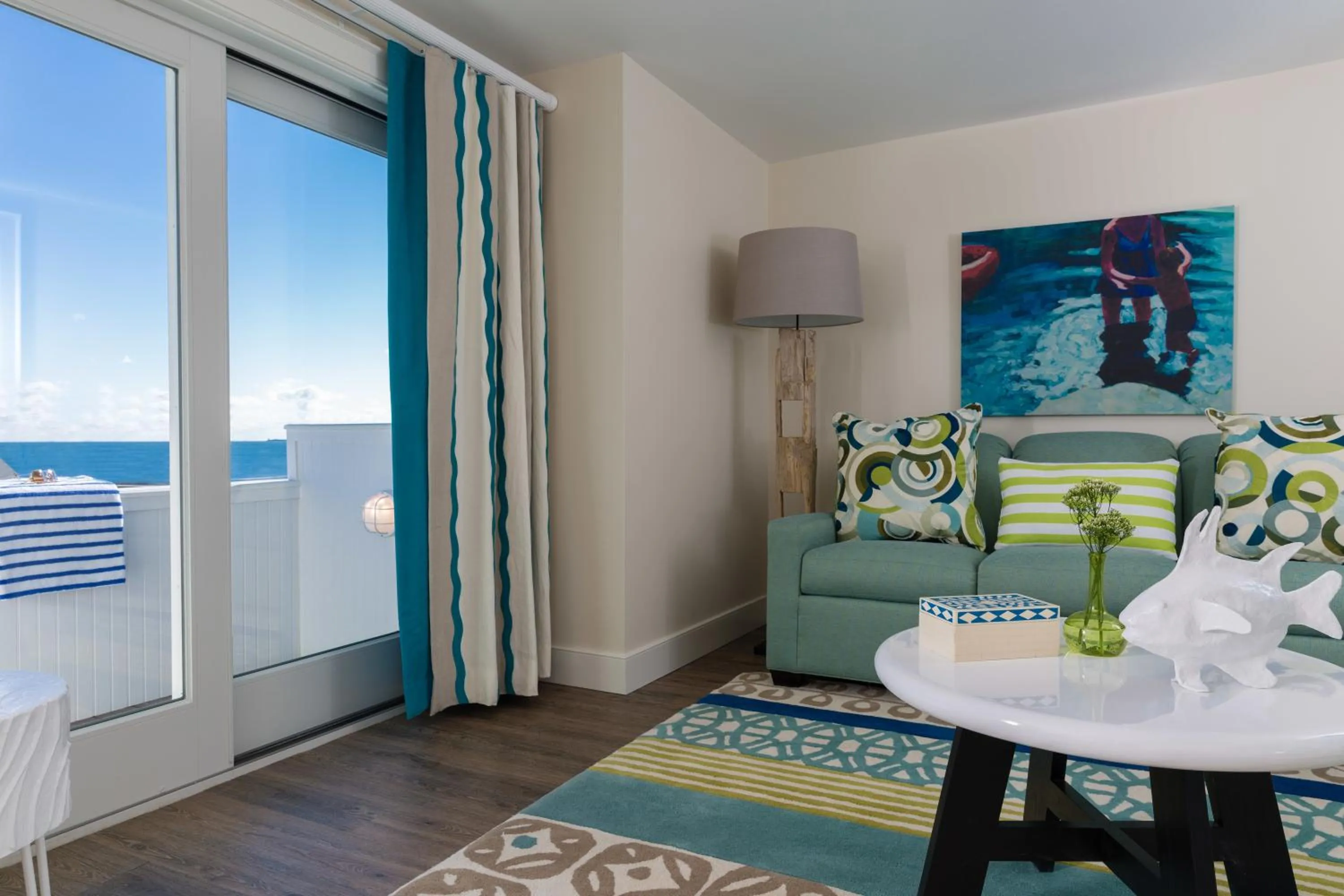 Seating area in The Break Hotel