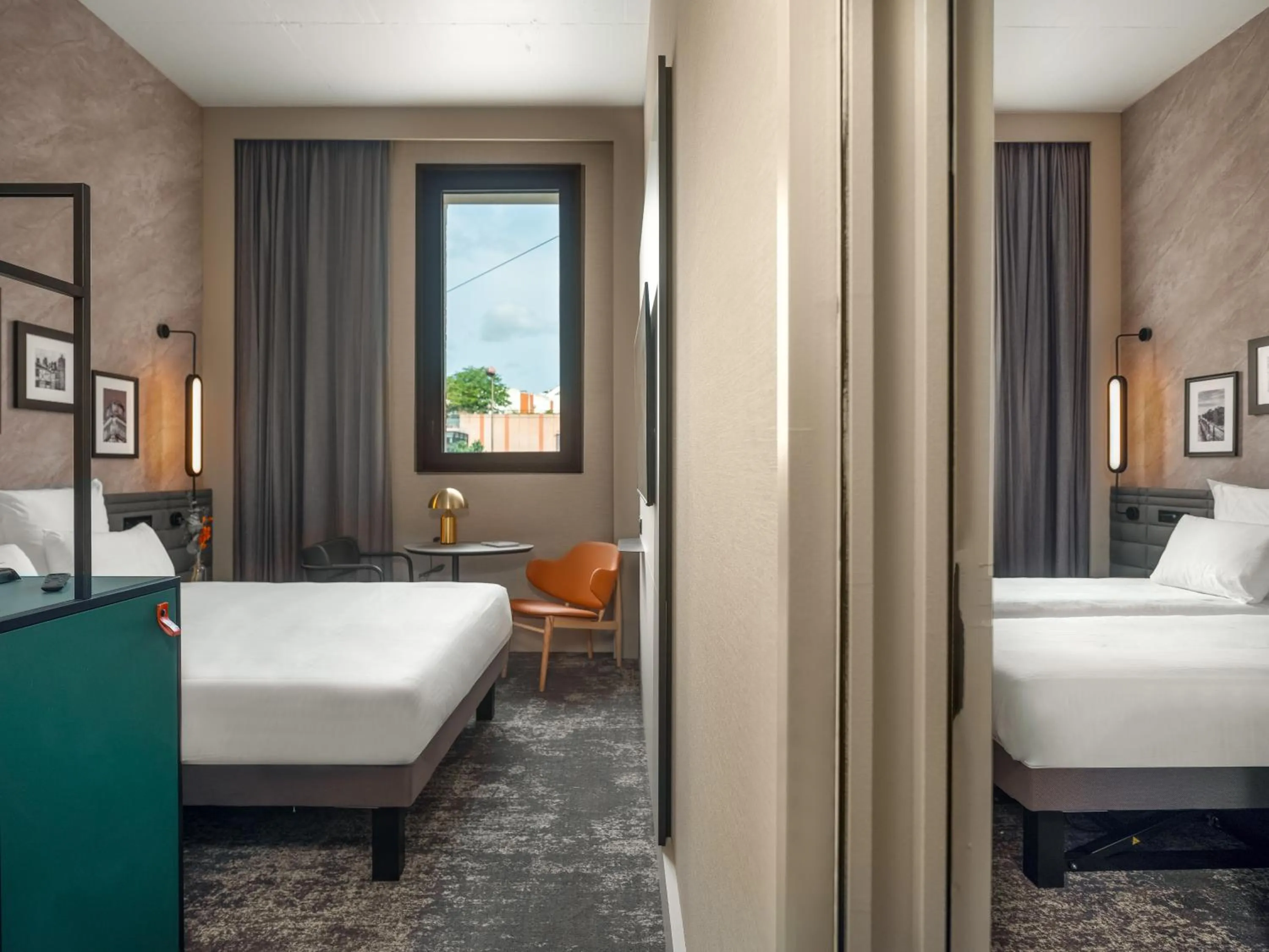 Photo of the whole room, Bed in Novotel Orléans Centre Gare