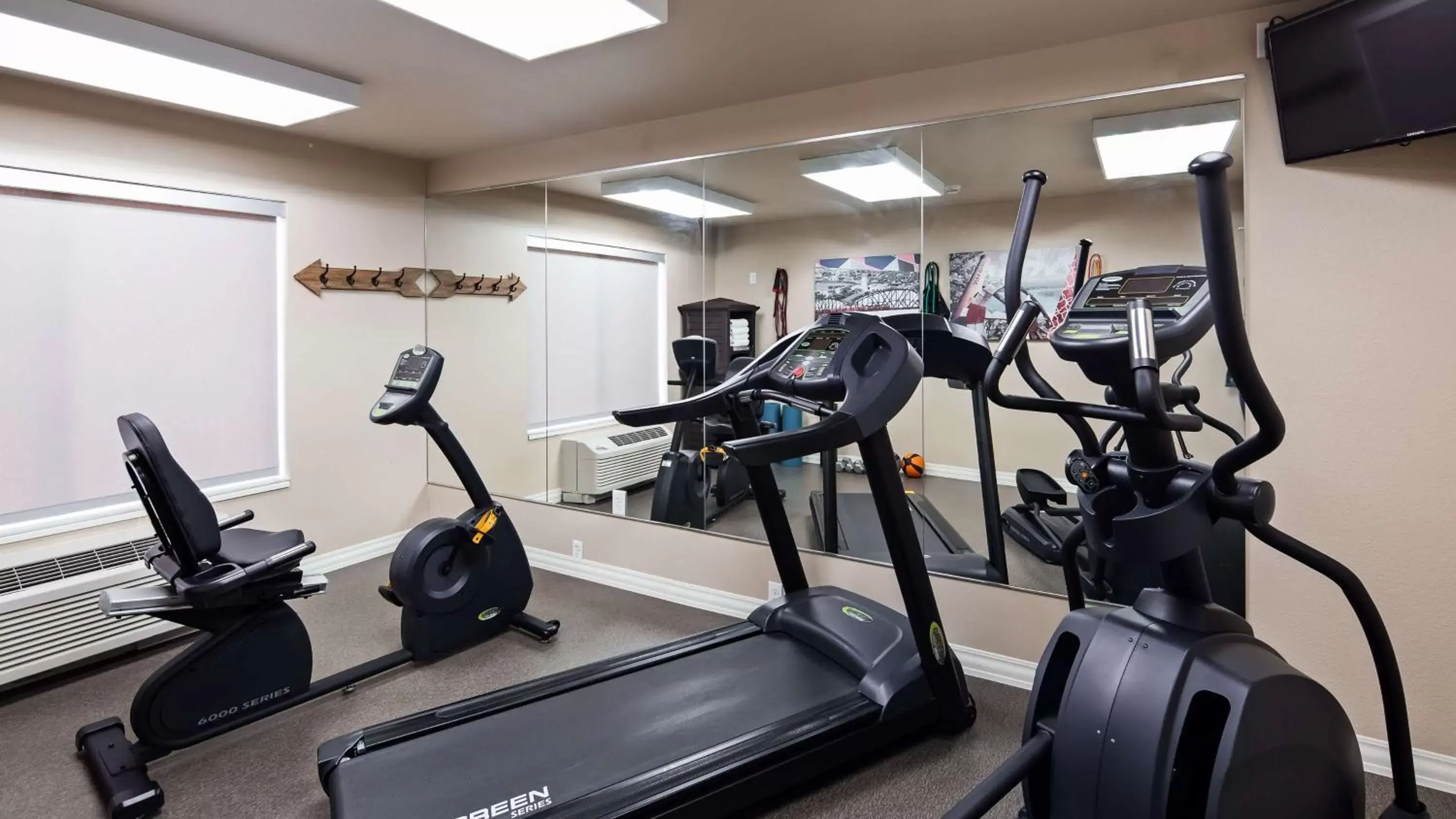 Spa and wellness centre/facilities, Fitness Center/Facilities in Best Western Roosevelt Place