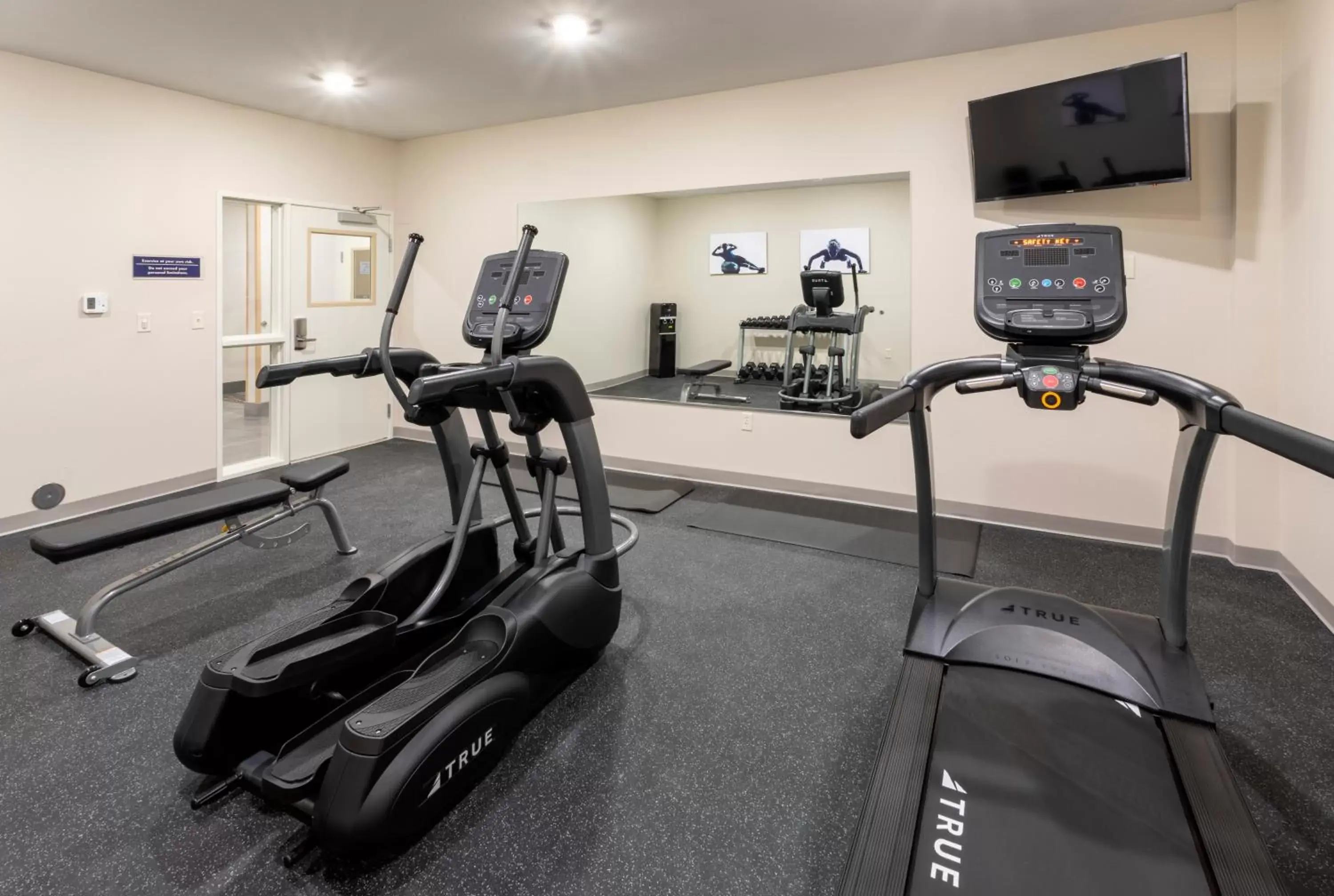 Fitness centre/facilities, Fitness Center/Facilities in GrandStay Hotel & Suites Rock Valley