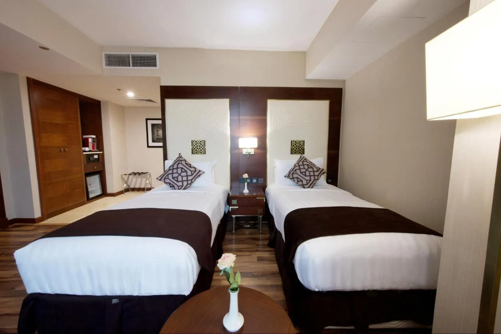 Bed in Rua Al Hijrah Hotel