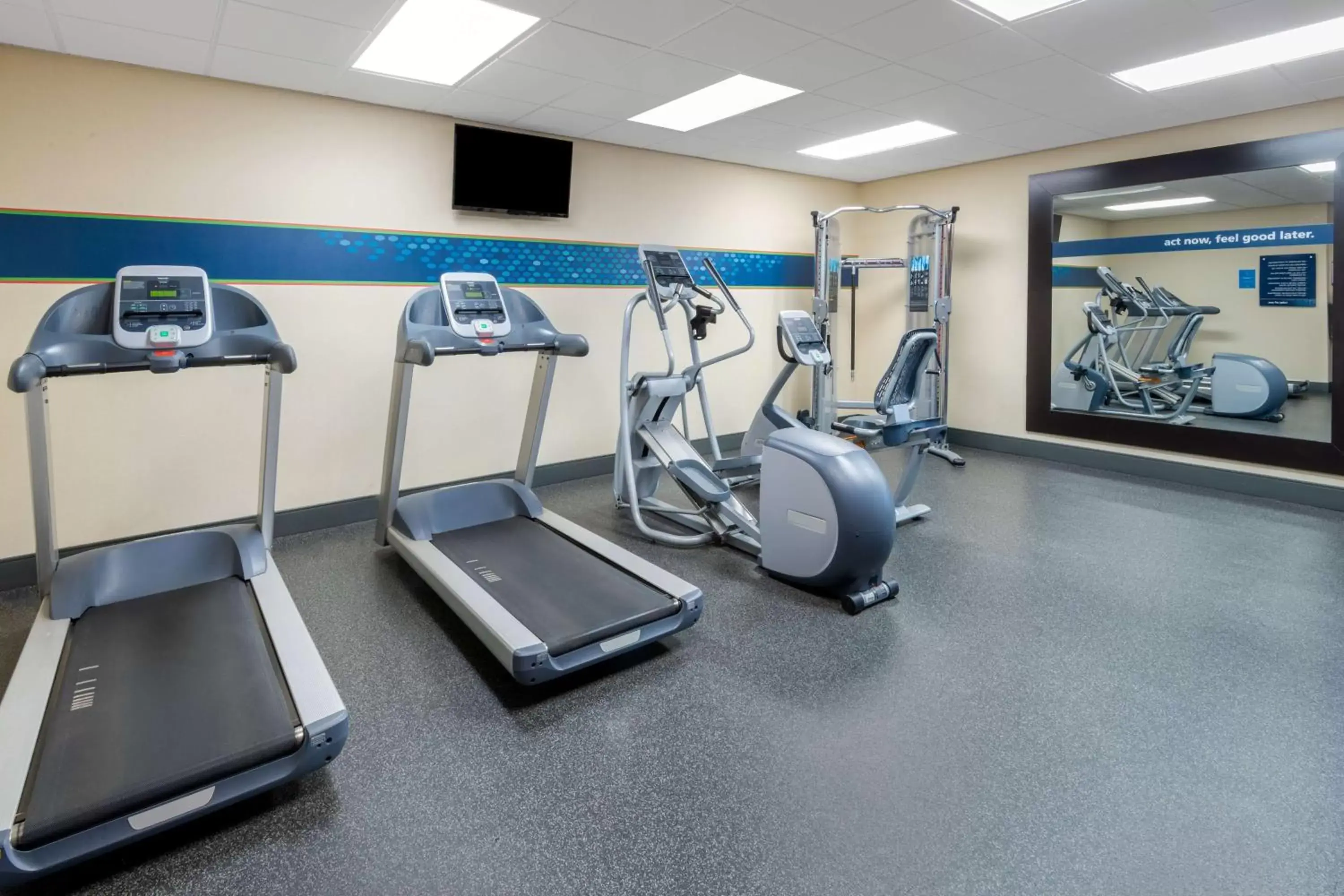 Fitness centre/facilities, Fitness Center/Facilities in Hampton Inn Denver-International Airport