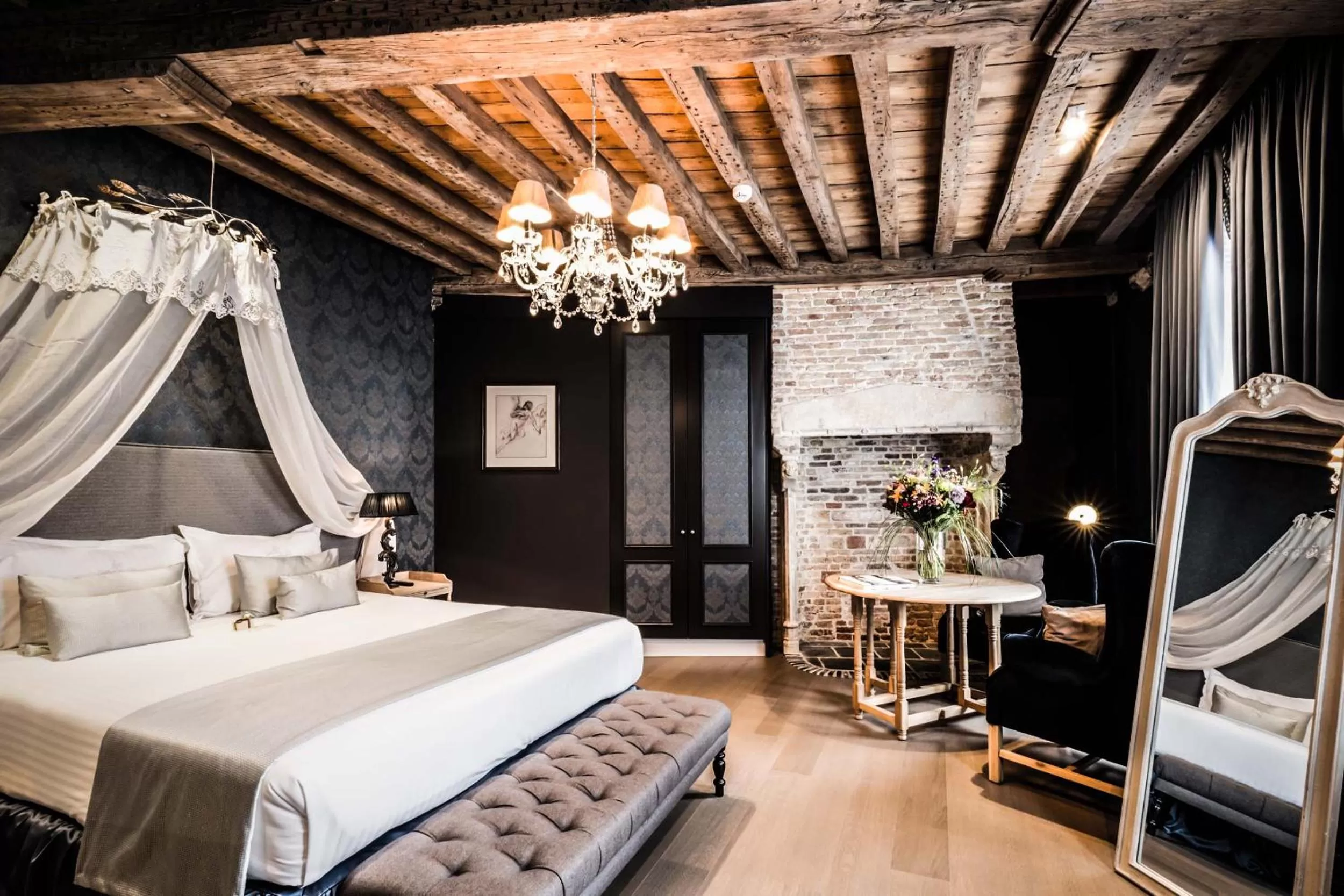 Bedroom, Bed in Boutique Hotel De Castillion