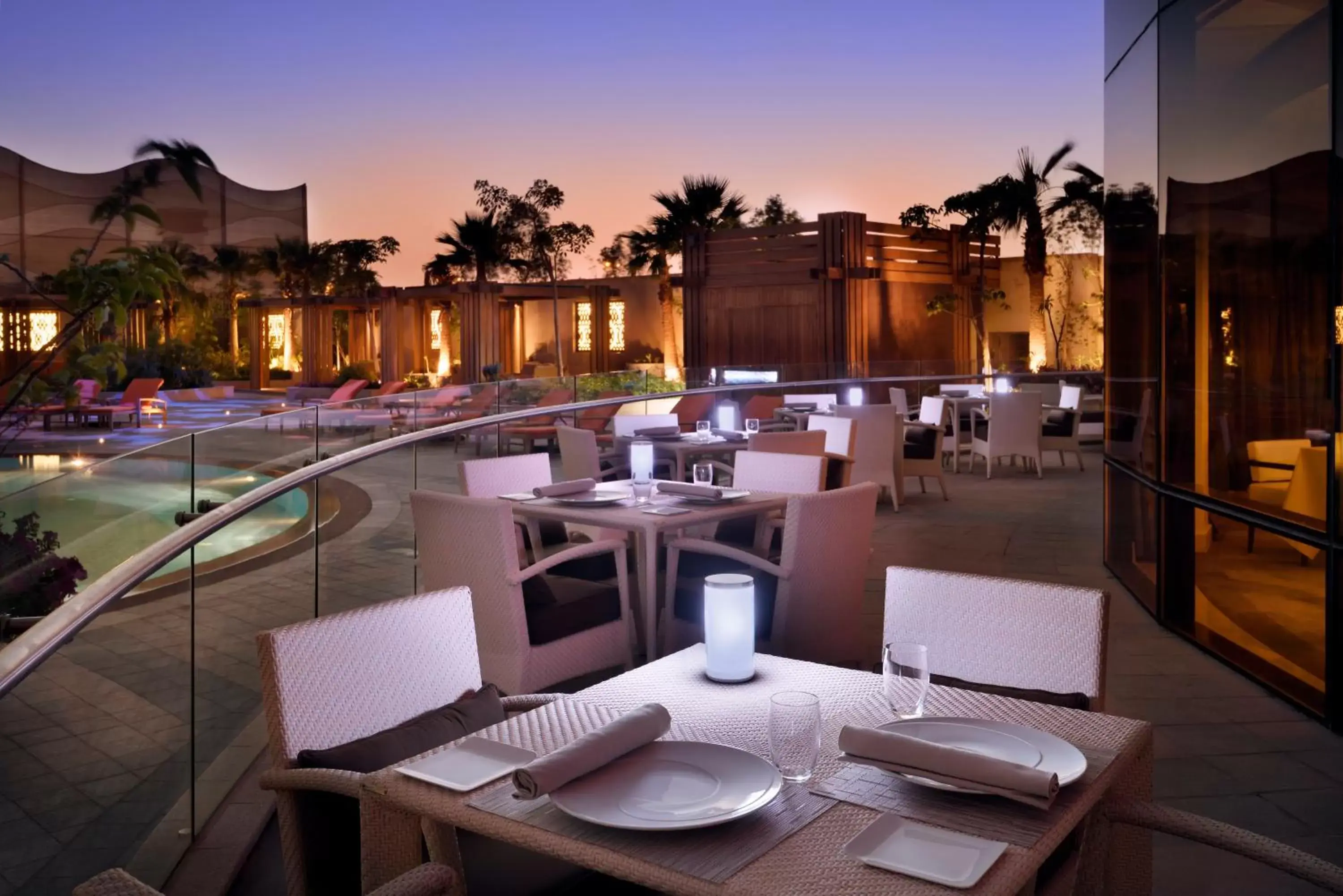 Lounge or bar, Restaurant/Places to Eat in voco - Riyadh, an IHG Hotel