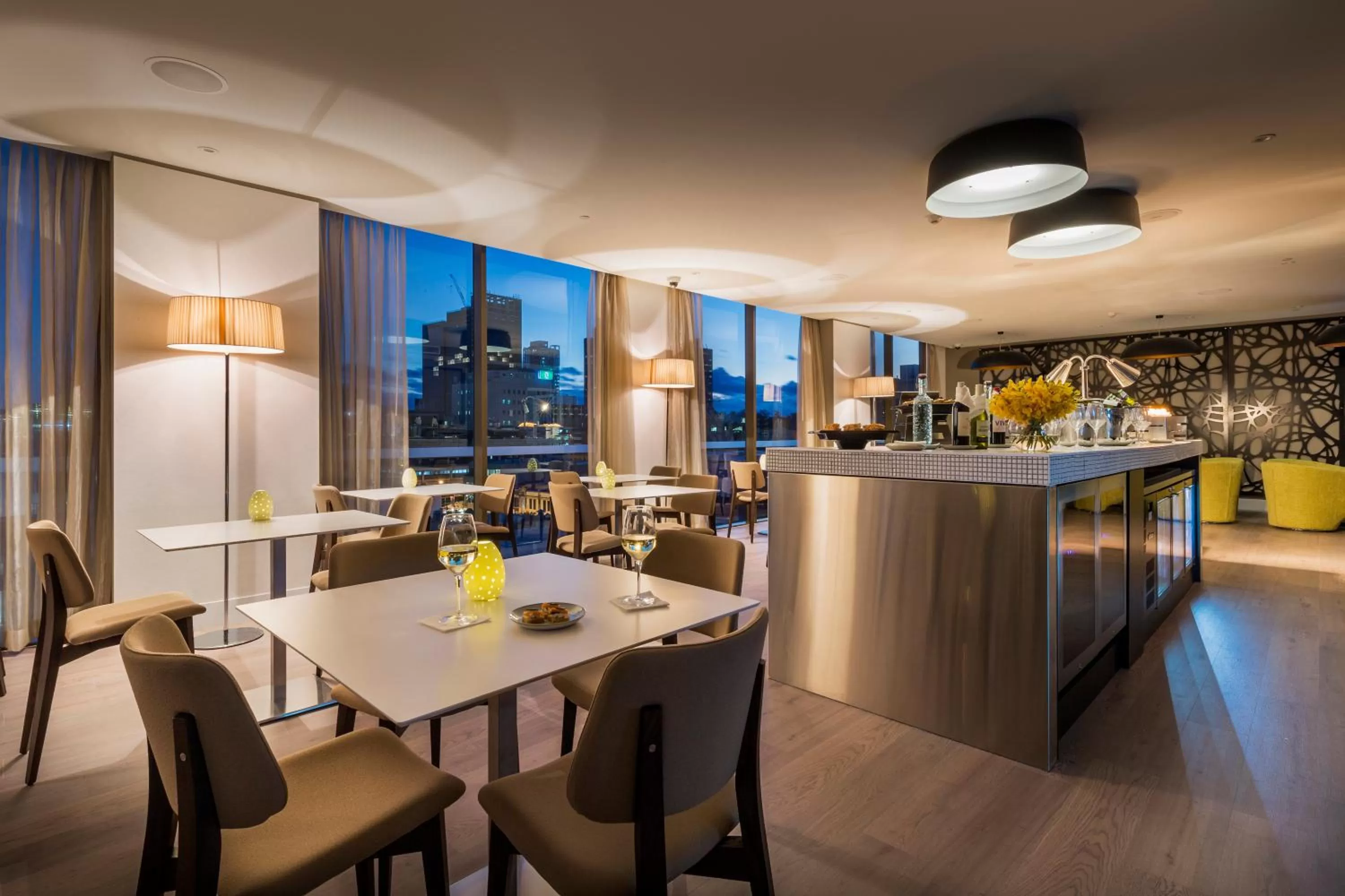 Lounge or bar in PARKROYAL Parramatta
