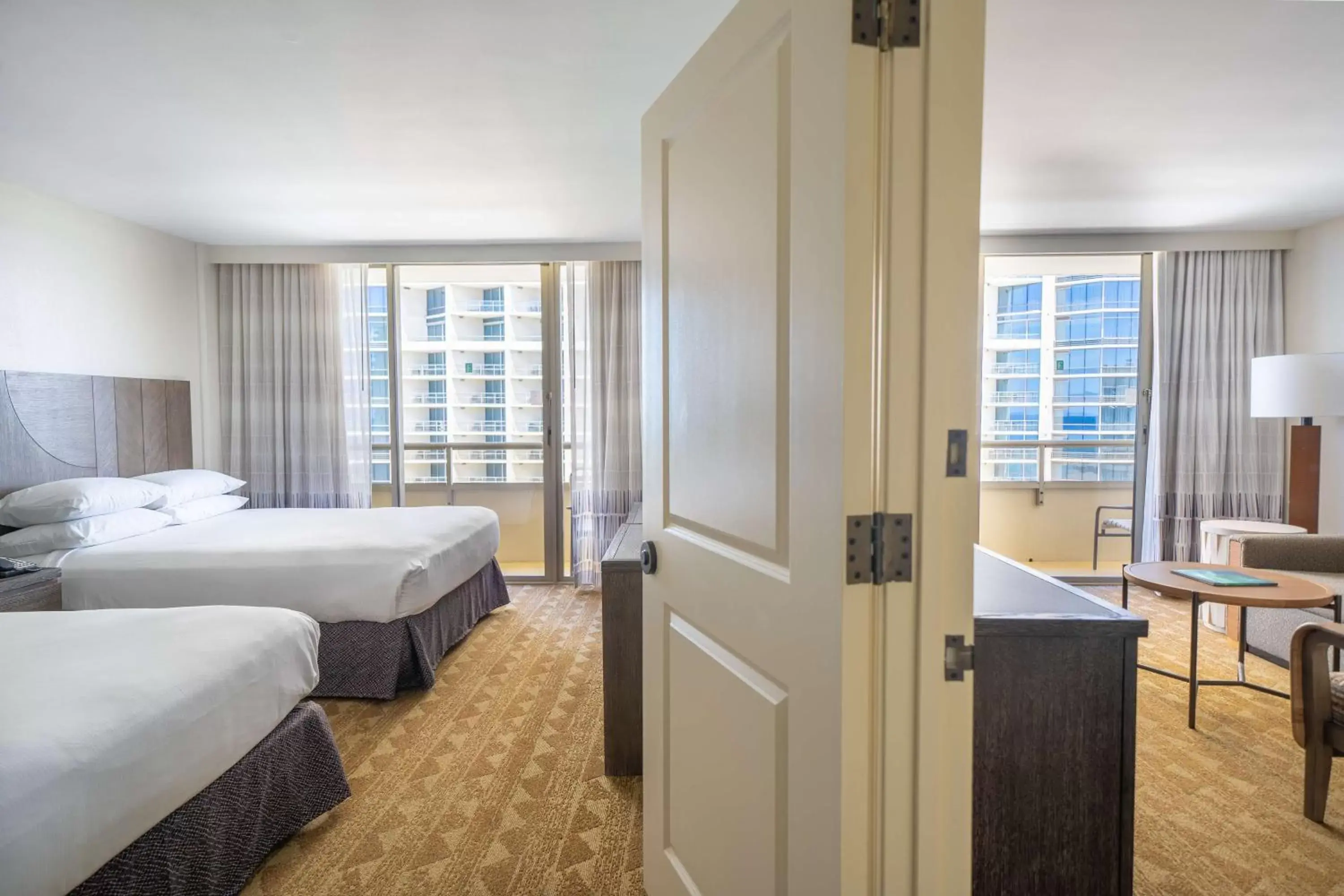 Living room in Embassy Suites by Hilton Waikiki Beach Walk