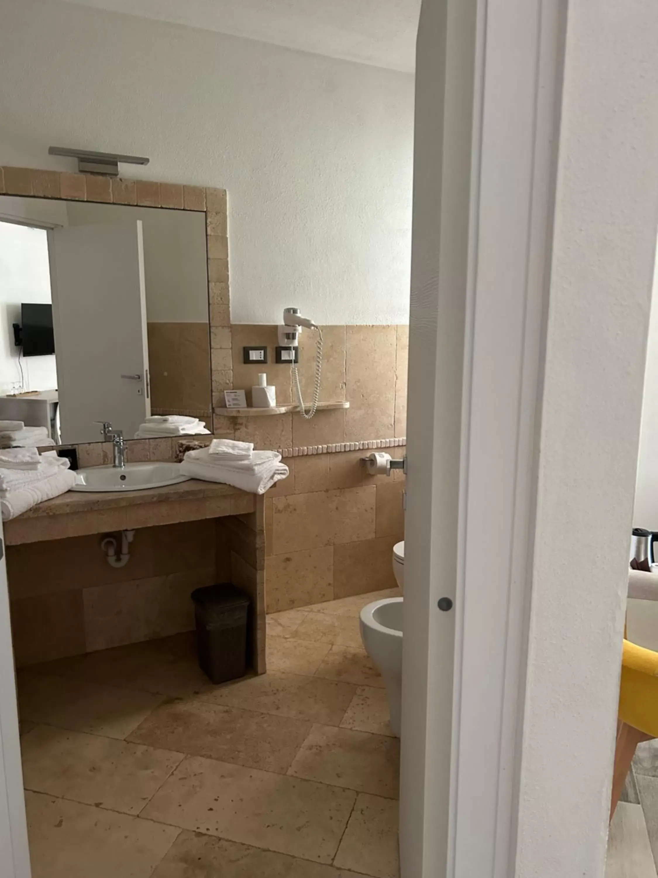 Bathroom in Regia Hotel