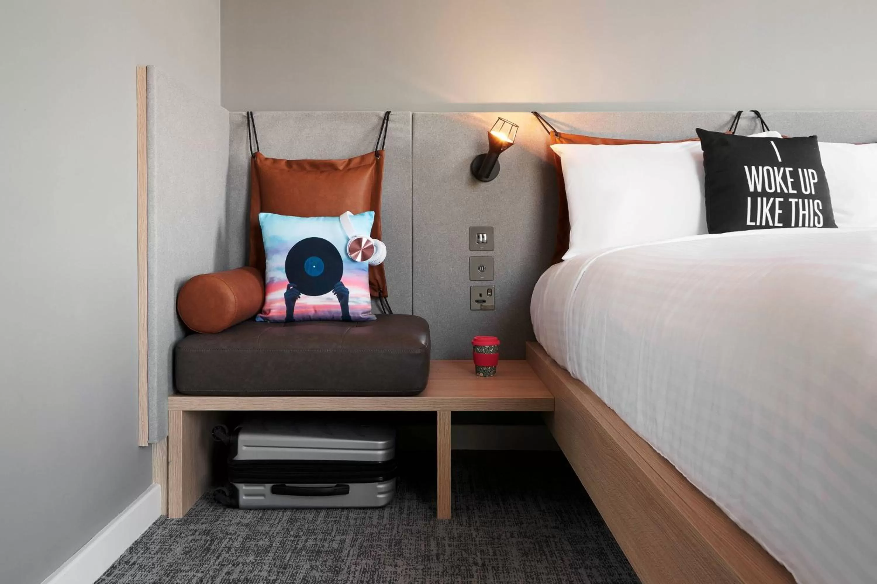 Photo of the whole room, Bed in Moxy Slough