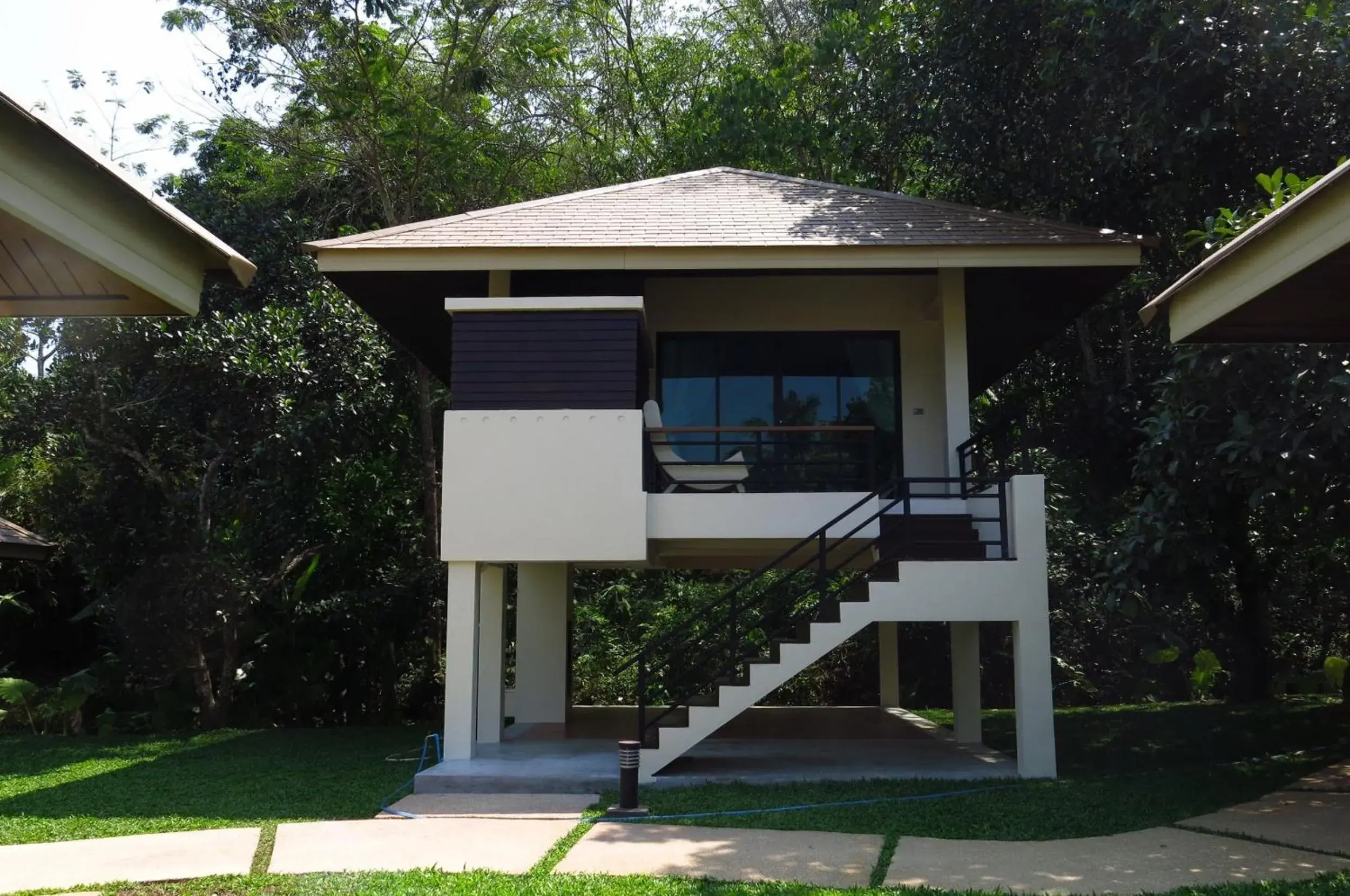 Balcony/Terrace, Property Building in Mook Lamai Resort and Spa