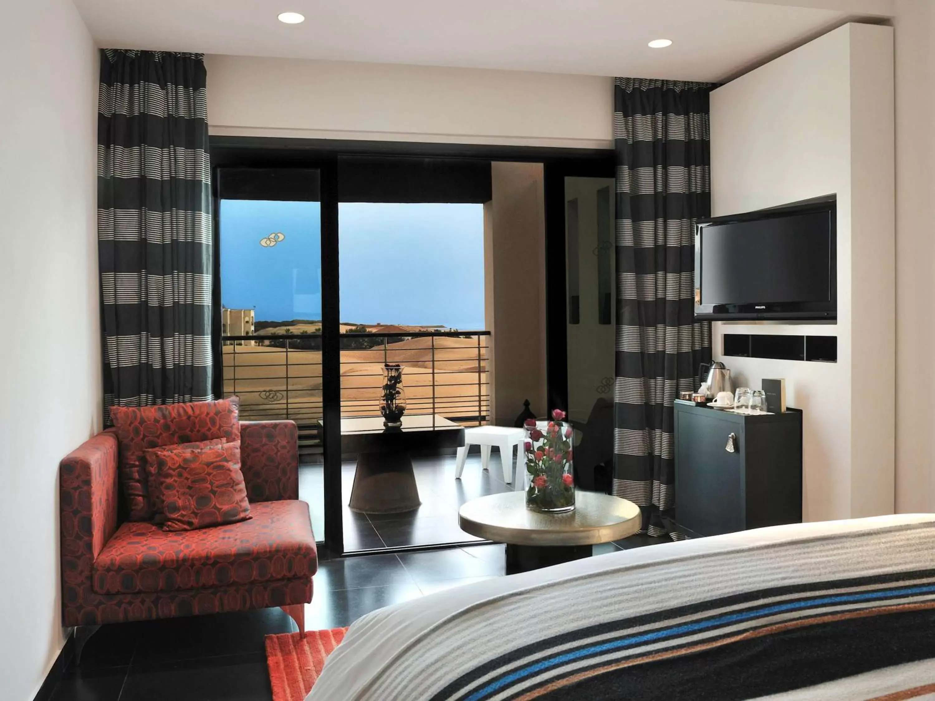 Photo of the whole room, Seating Area in Hotel Sofitel Agadir Thalassa Sea & Spa
