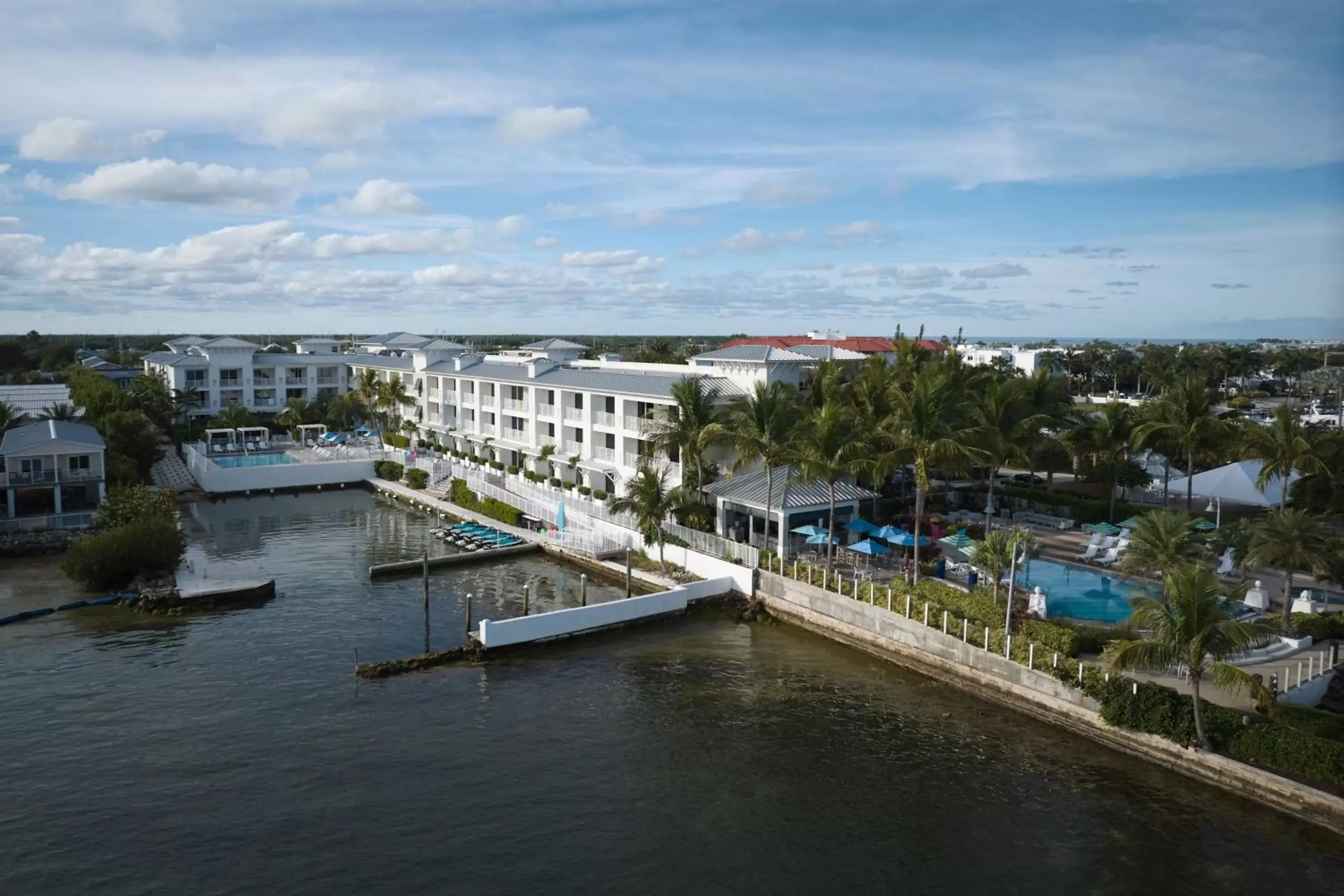 Property building in Courtyard by Marriott Faro Blanco Resort