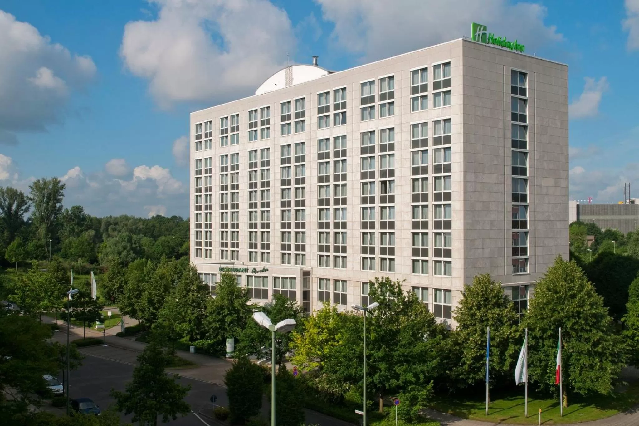 Property building in Holiday Inn Düsseldorf-Neuss by IHG