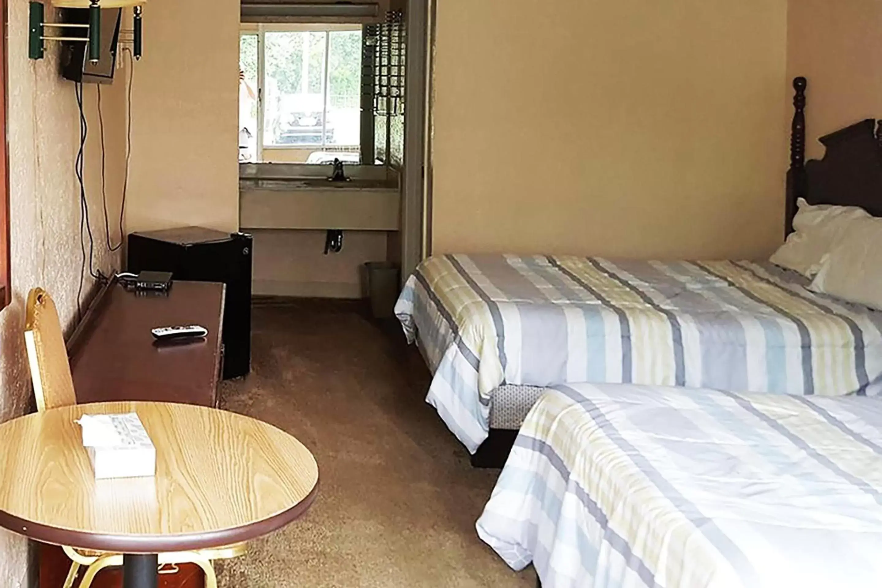 Bedroom, Bed in Micanopy Inn